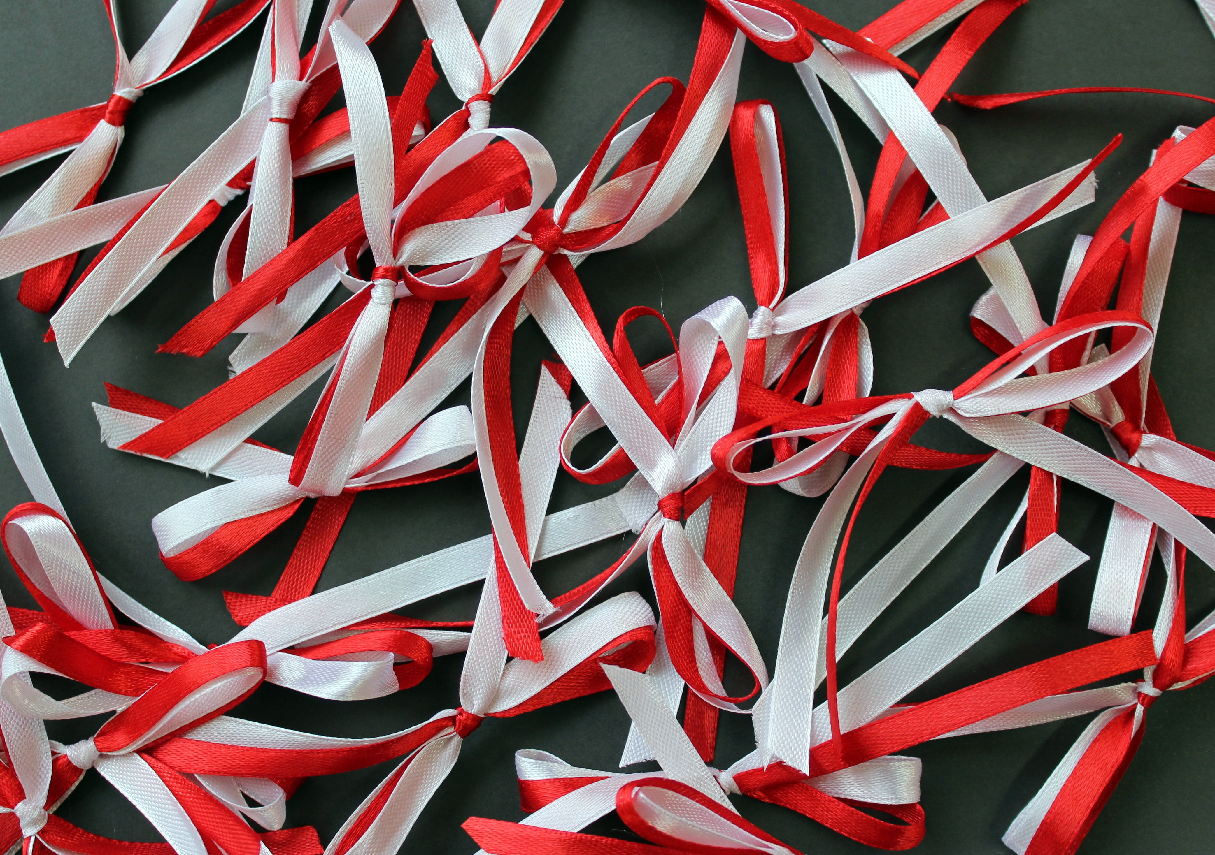 homeland, abundance, art and craft, the ribbon, independence day, 4K, large group of objects, indoors, creativity, white color, 11 nov, symbol, craft, HD Wallpaper