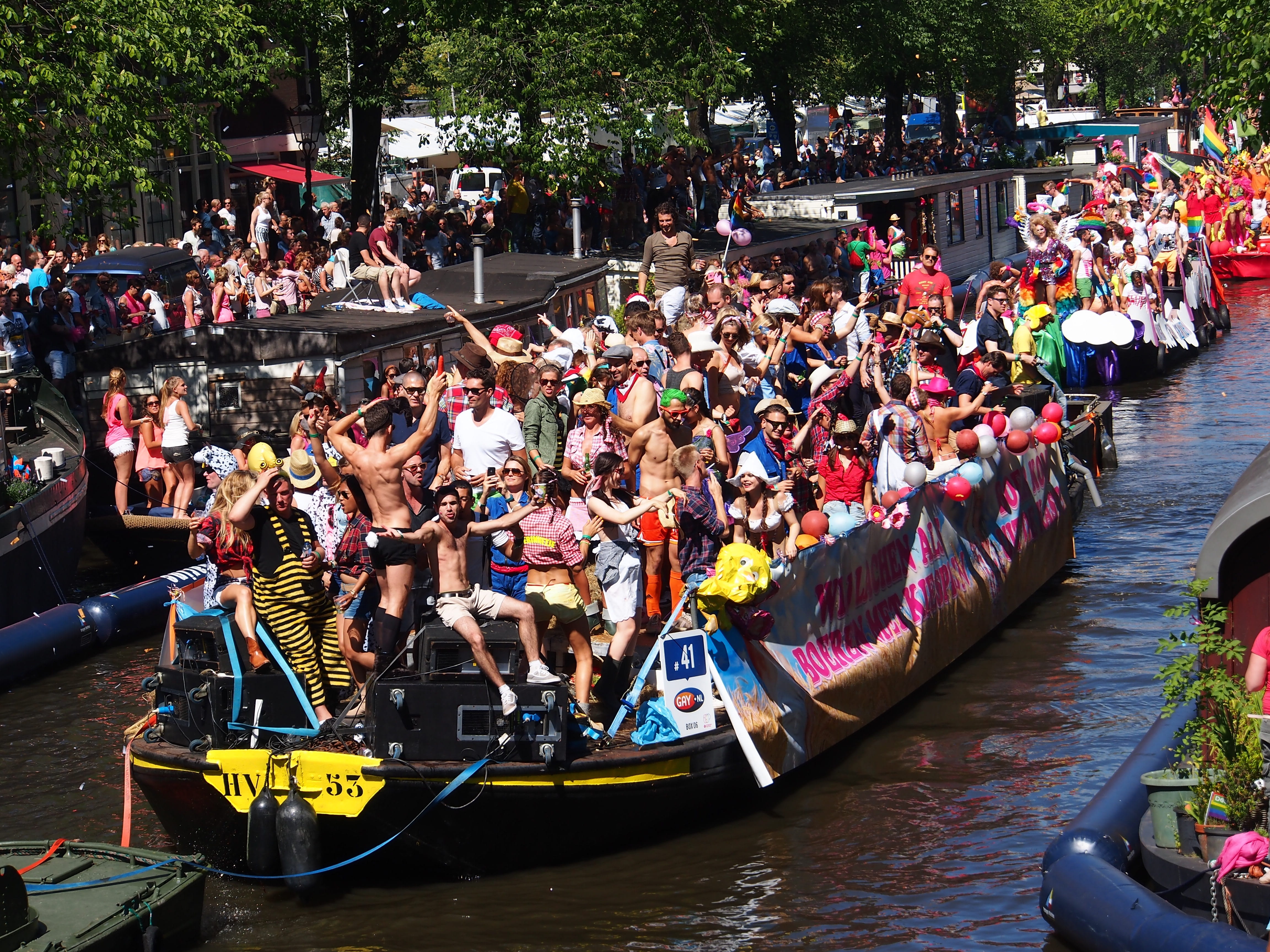 homo, nature, real people, transportation, crowd, boat, homosexuality, netherlands, water, day, celebration, mode of transportation, group of people, women, HD Wallpaper