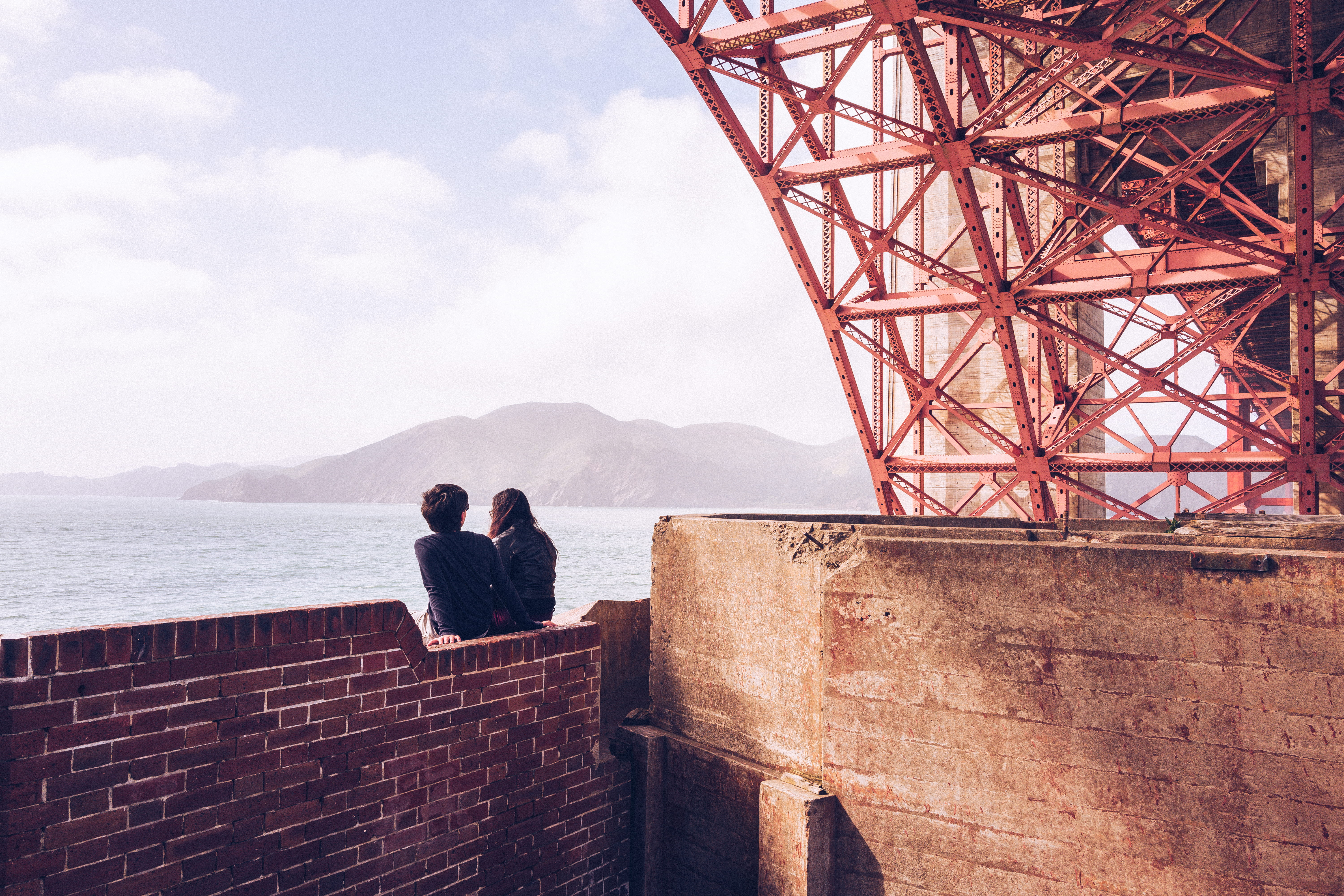 adult, romance, lifestyles, tourist, honeymoon, day, loveers, structure, close, young Adult, bricked, woman, ocean, nature, together, outdoors, close up, HD Wallpaper