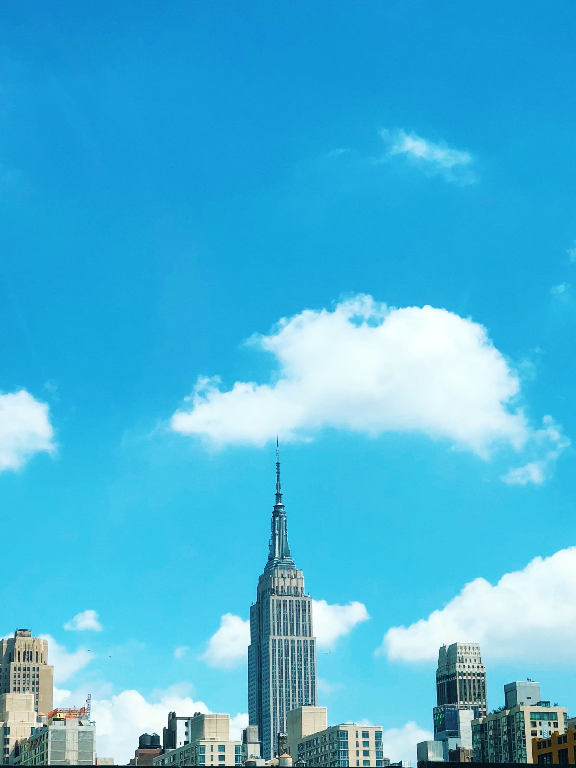 tall - high, financial district, nature, skyscraper, cloud - sky, urban, office building exterior, no people, housing, empire state, city line, empire, Phone HD Wallpaper