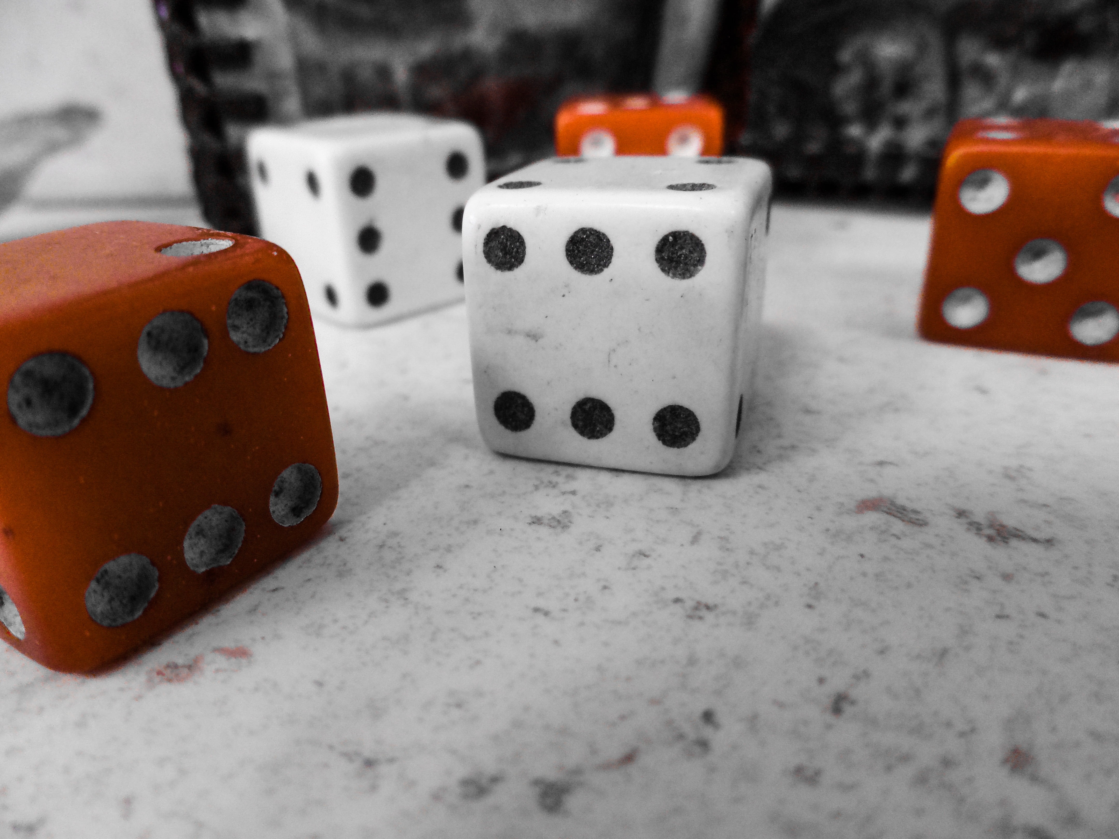 representation, spotted, numbers, opportunity, top, florida, still life, no people, probability, art and craft, die, dices, leisure games, red, day, cubes, HD Wallpaper
