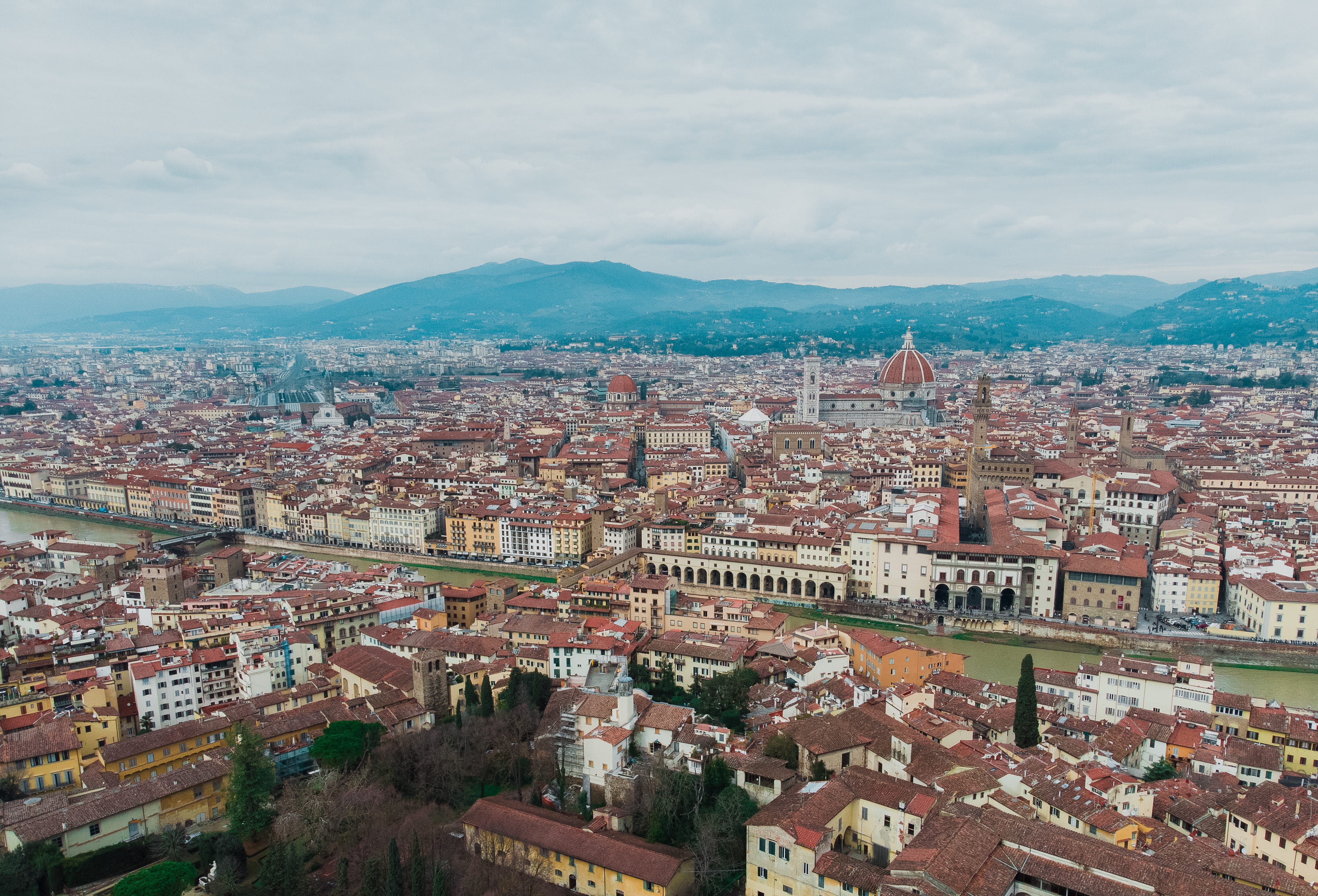 community, city, roof, cloud - sky, high angle view, crowded, italia, italy, cathedral, cityscape, day, architecture, townscape, mountain, bridge, vecchio bridge, HD Wallpaper
