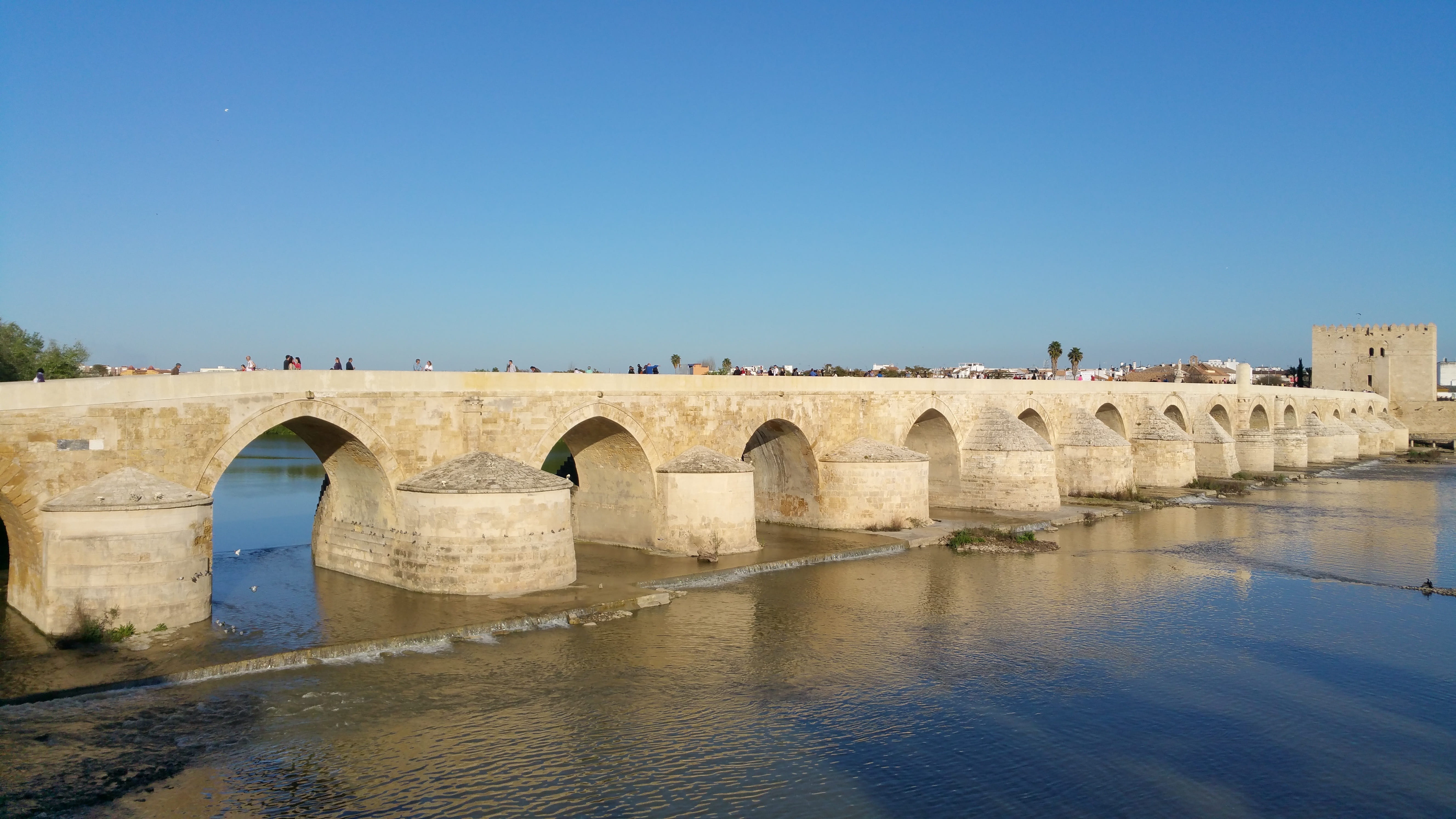 córdoba, no people, clear sky, nature, Roman Bridge Of Córdoba, sky, outdoors, reflection, built structure, roman bridge, arch bridge, architecture, blue, HD Wallpaper