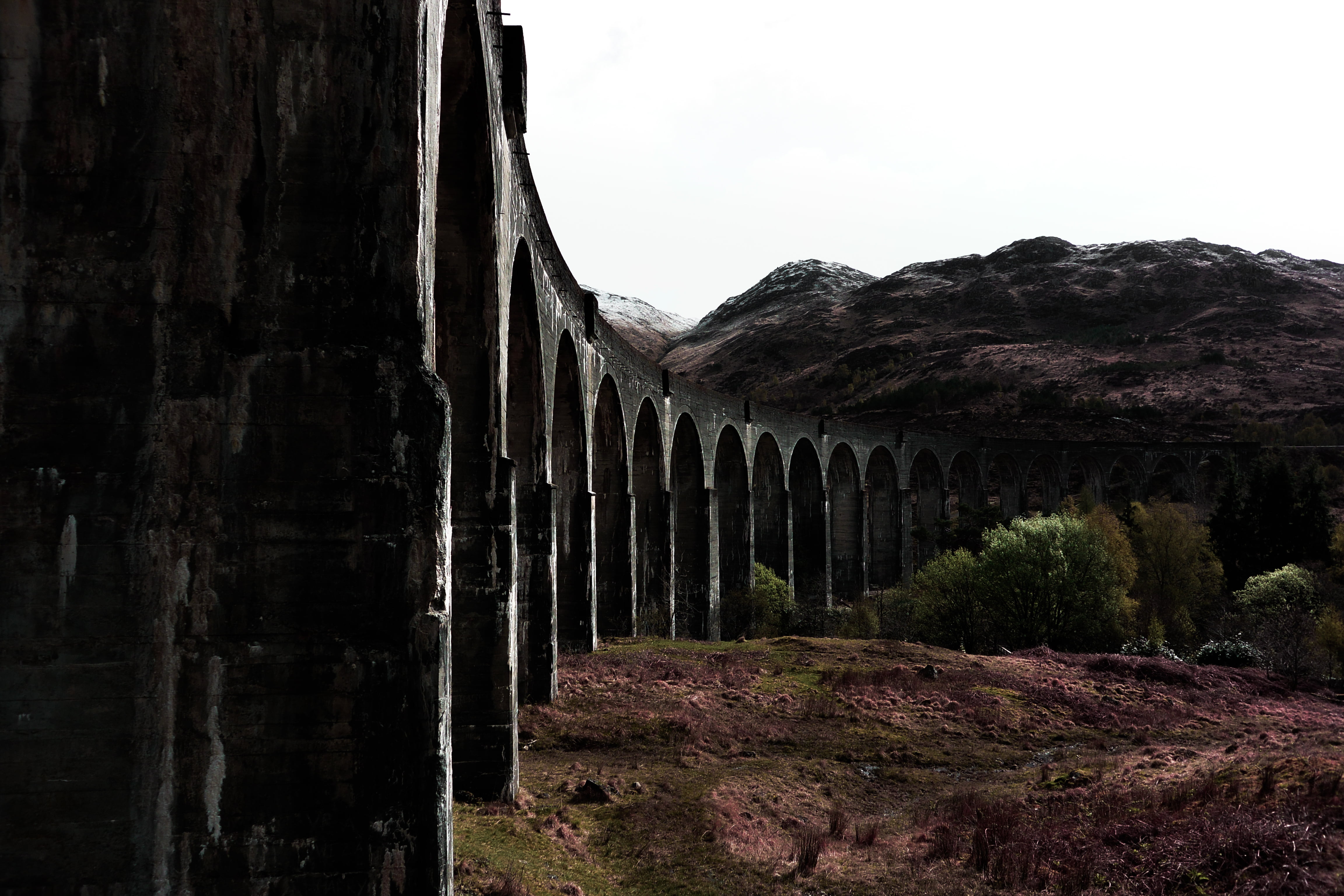 ruins, europe, day, river, growth, bridge - Man Made Structure, mountains, 4K, stone Material, arch, famous Place, roman, bridge, tranquility, clear sky, HD Wallpaper