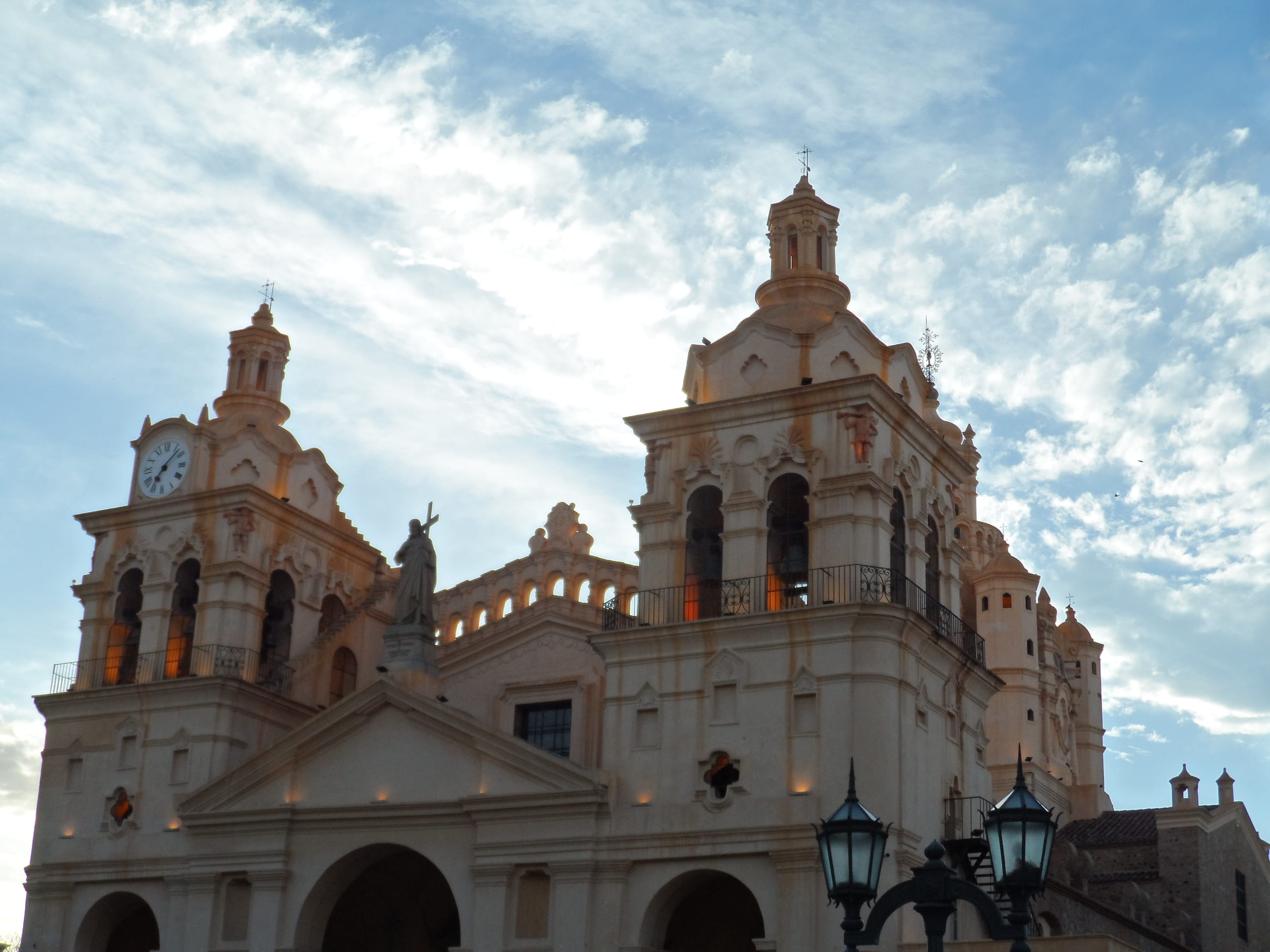 no people, low angle view, building, religion, nature, cordoba, 2K, built structure, argentina, sky, catedral, architecture, building exterior, history, HD Wallpaper