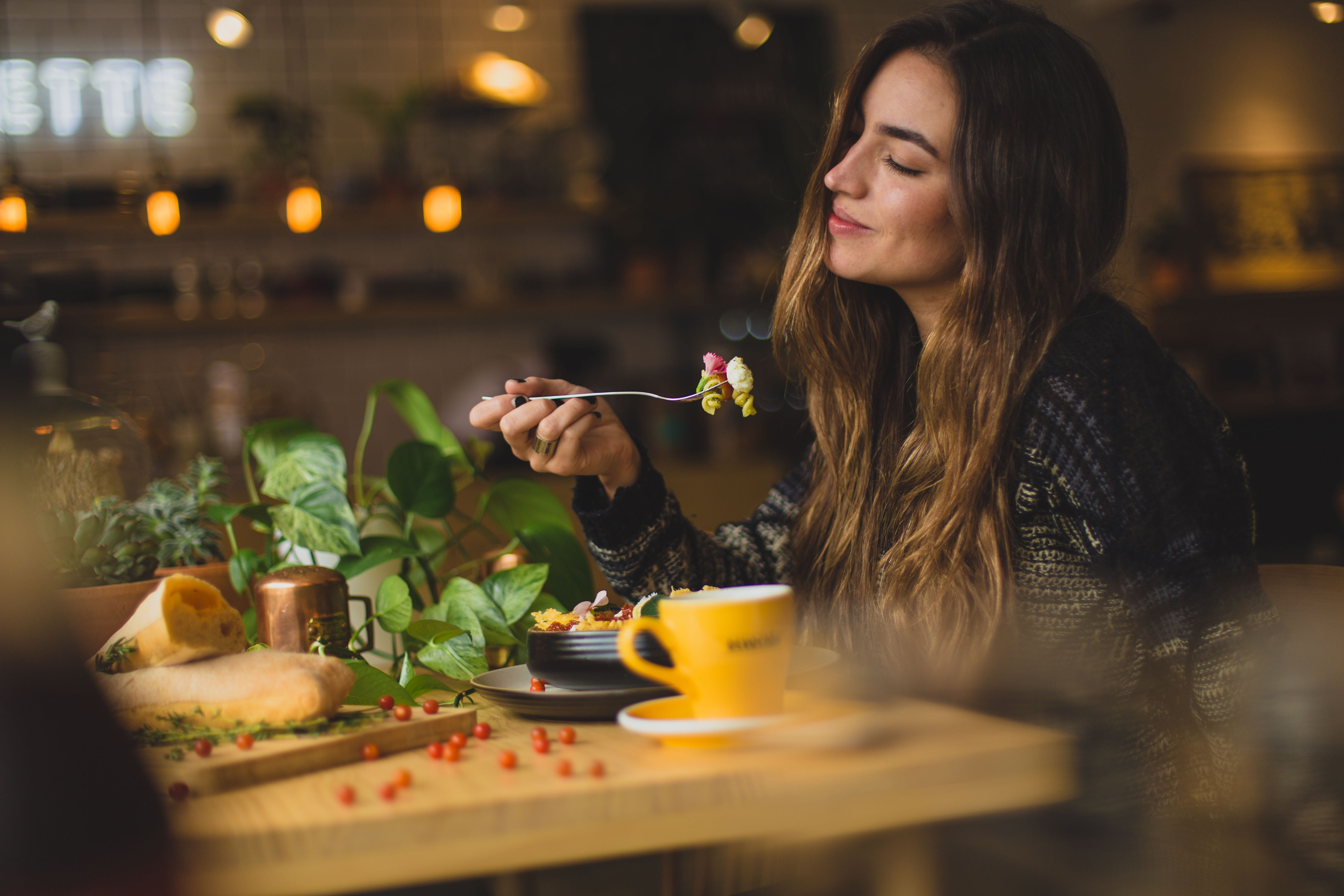 person, looking, 5K, coffee - Drink, people, beautiful, eyes closed, indoor, enjoy, brown Hair, women, dinner, sitting, bread, girl, caucasian Ethnicity, HD Wallpaper
