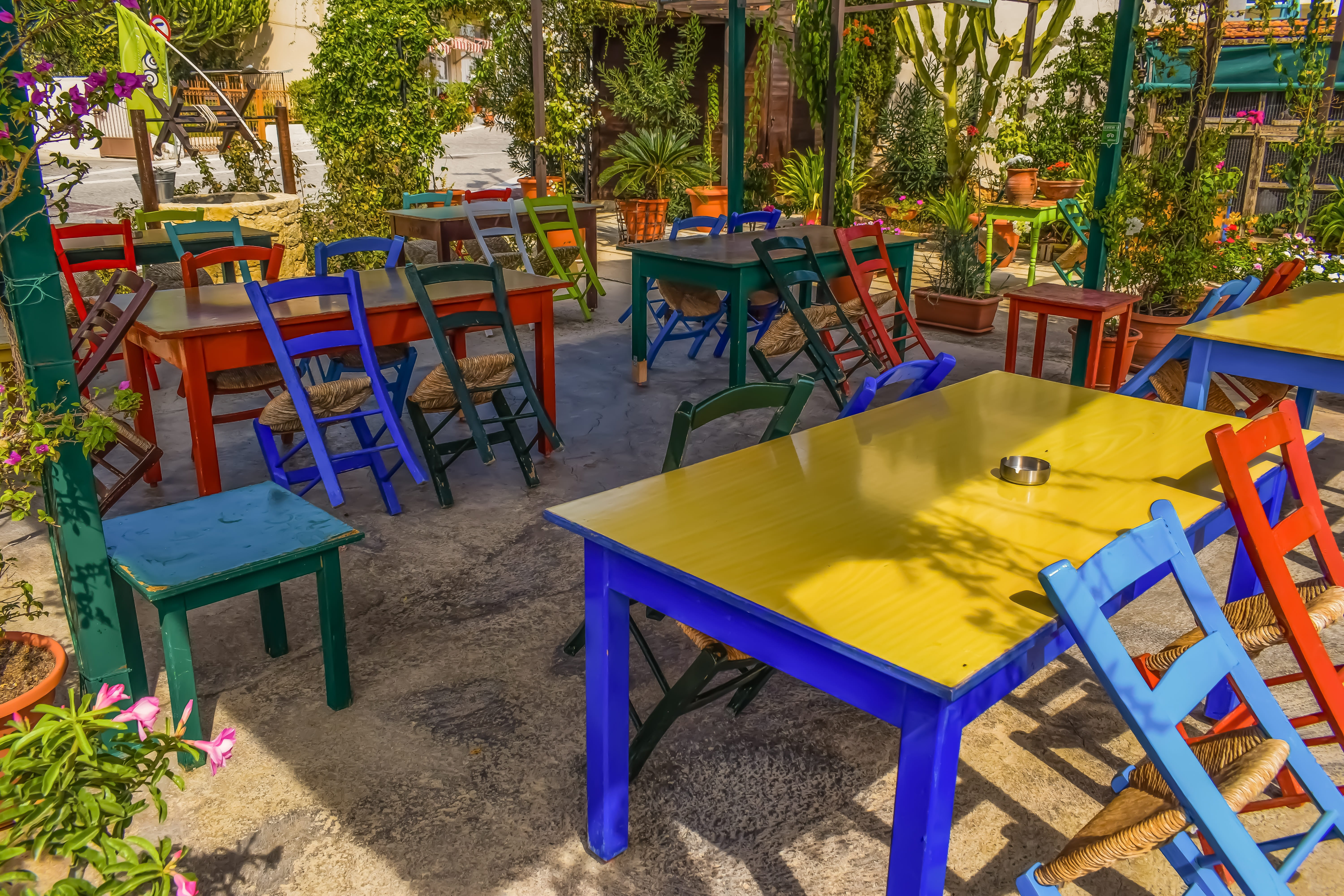 sidewalk cafe, restaurant, chair, cyprus, outdoors, chairs, plant, furniture, tables, no people, tree, empty, nature, arrangement, tablecloth, seat, table, HD Wallpaper