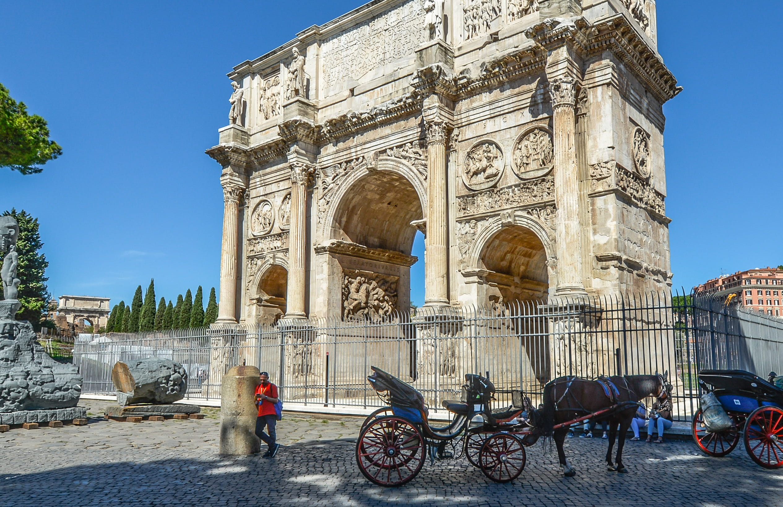 travel Destinations, italian, transportation, ancient civilization, incidental people, building exterior, roman, tourism, Tourist, europe, mode of transportation, HD Wallpaper