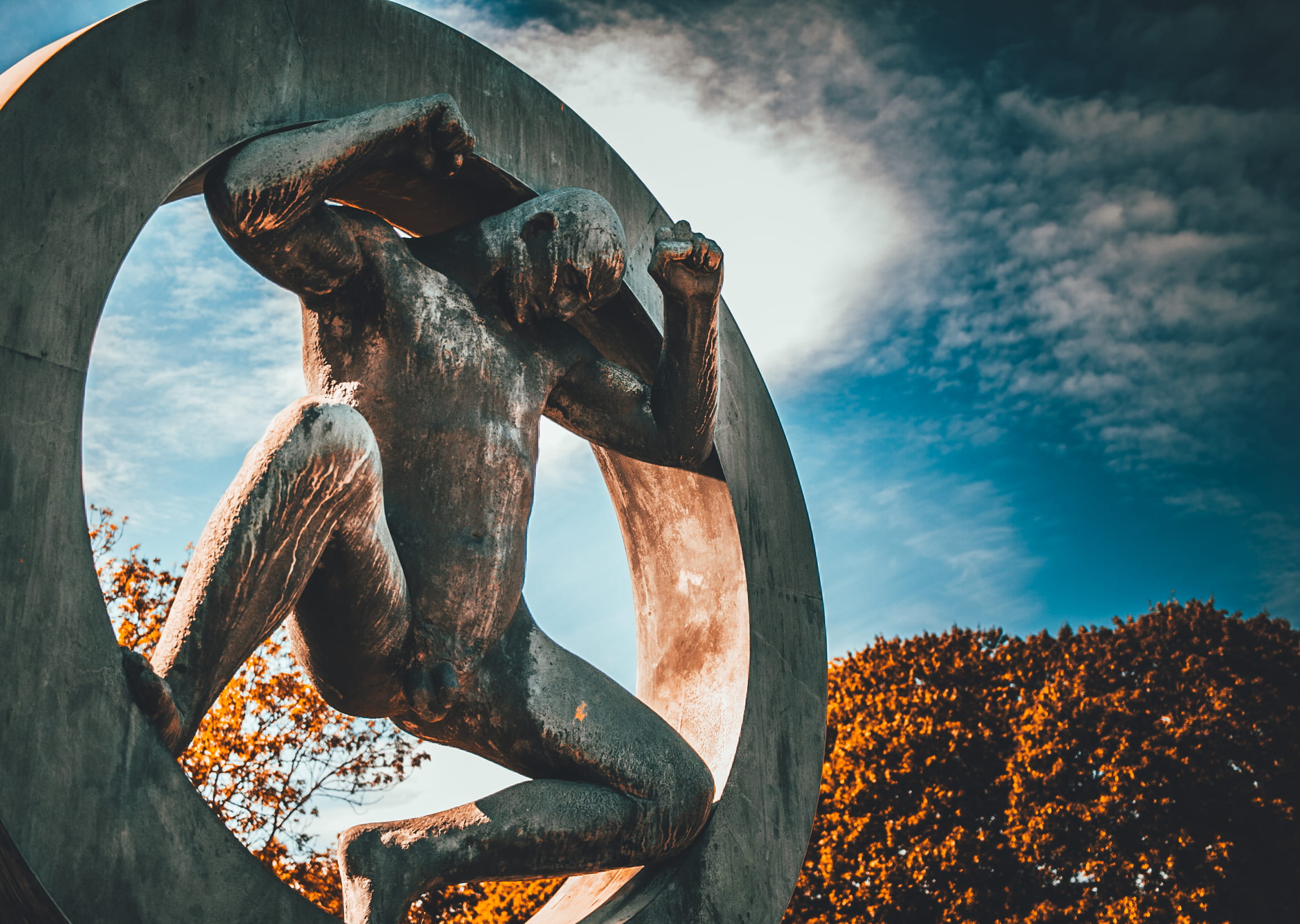 sunlight, blue, statue, art, nature, day, transportation, architecture, low angle view, rusty, no people, plant, focus on foreground, sculpture, close-up, HD Wallpaper