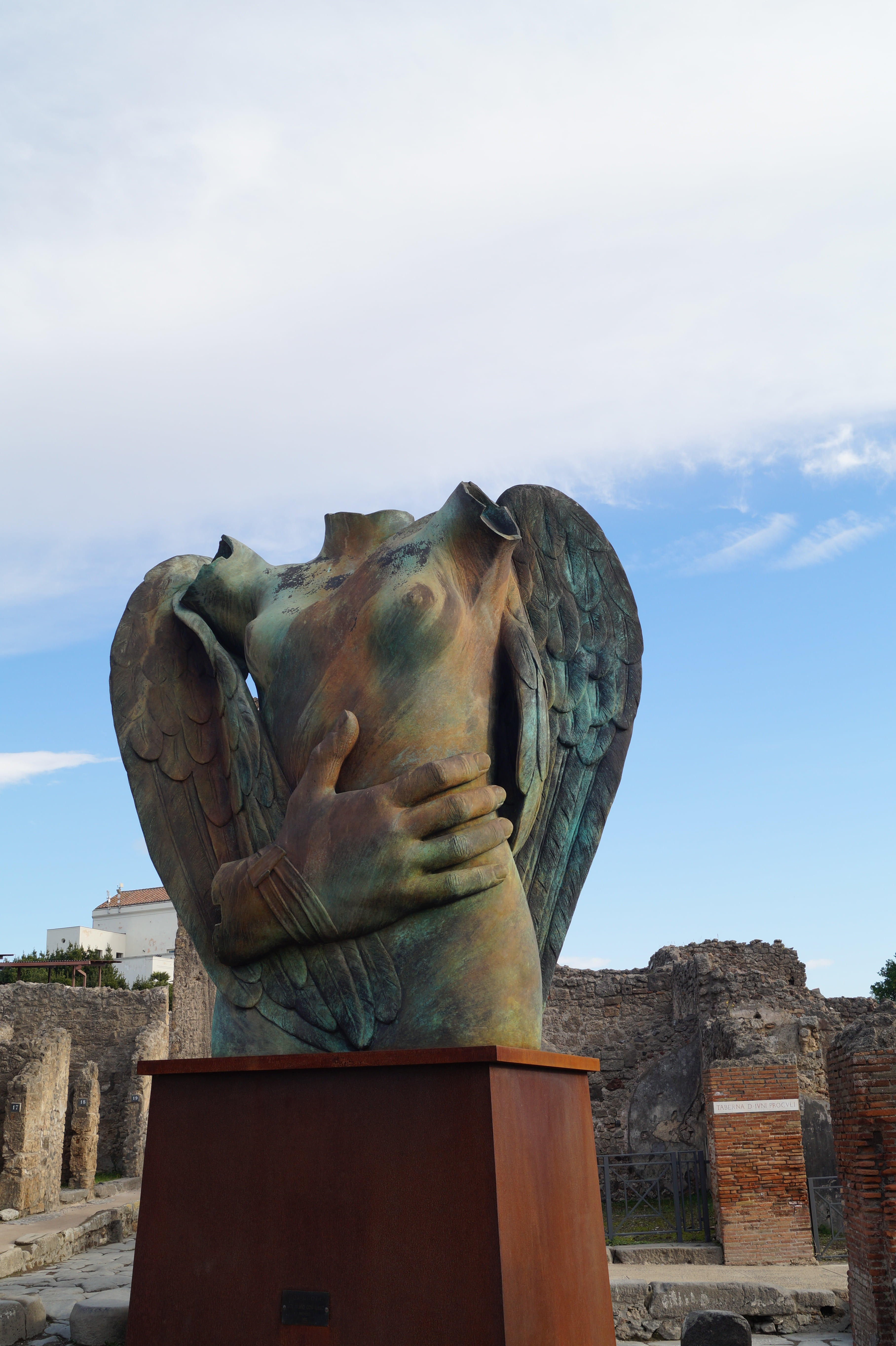 bronze, male likeness, day, art and craft, outdoors, pompeii, built structure, italy, statue, 5K, the past, architecture, nature, representation, cloud - sky, Phone HD Wallpaper
