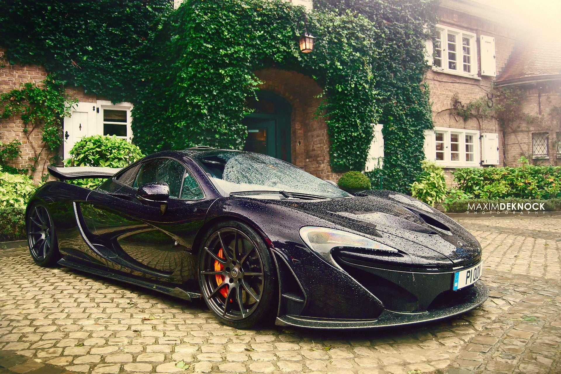 pavers, after the rain, drops, haze, 1080P, McLaren, house, wet, the bushes, HD Wallpaper
