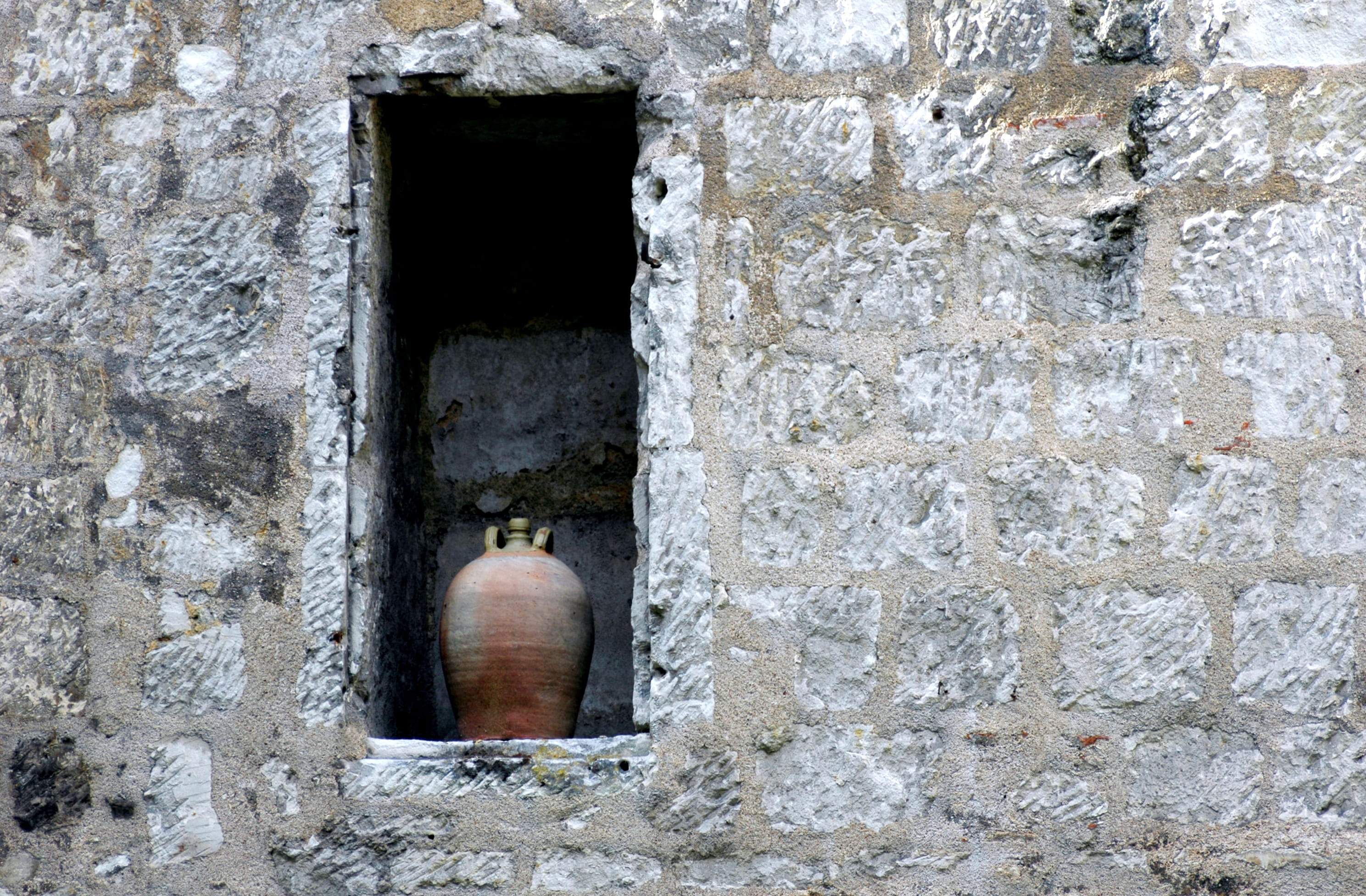 rustic walls, solid, huntsville, hole, old, redstreake, outdoors, close-up, french castle, textured, window, old building, united states, stone wall, vertebrate, HD Wallpaper