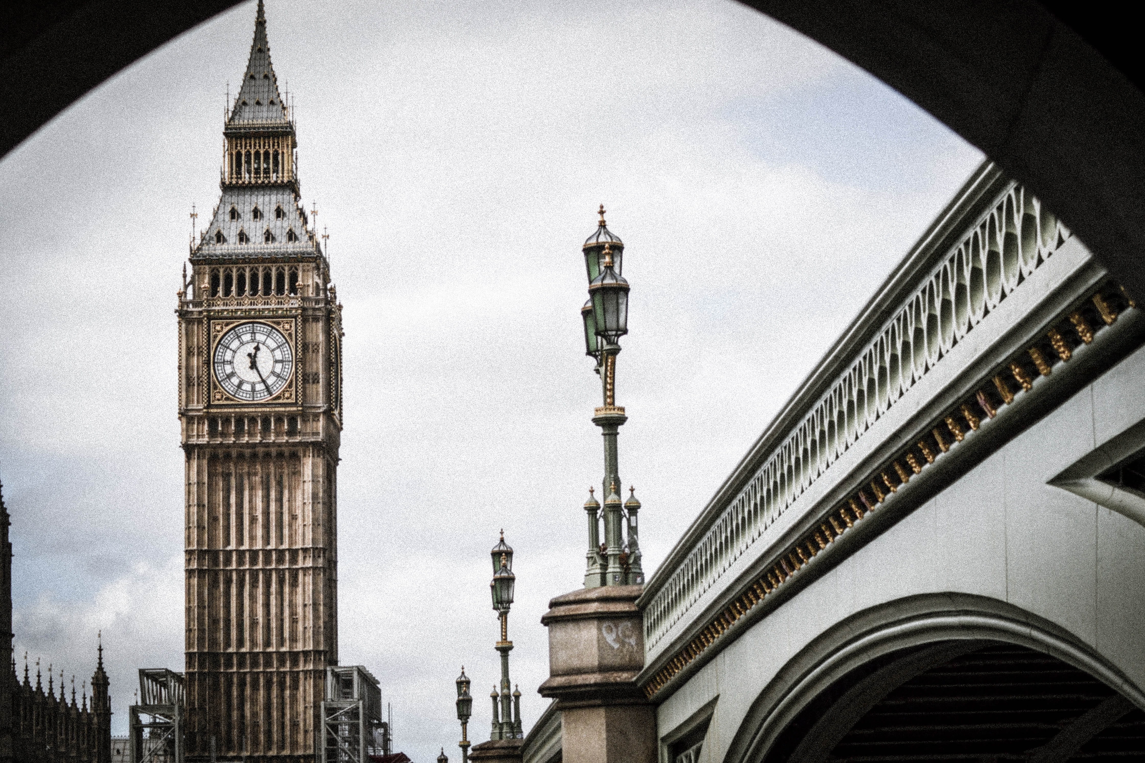 tourism, landmark, architecture, city, building, tall - high, vinatge, clock tower, london, government, culture, travel, ornate, england, gothic style, HD Wallpaper