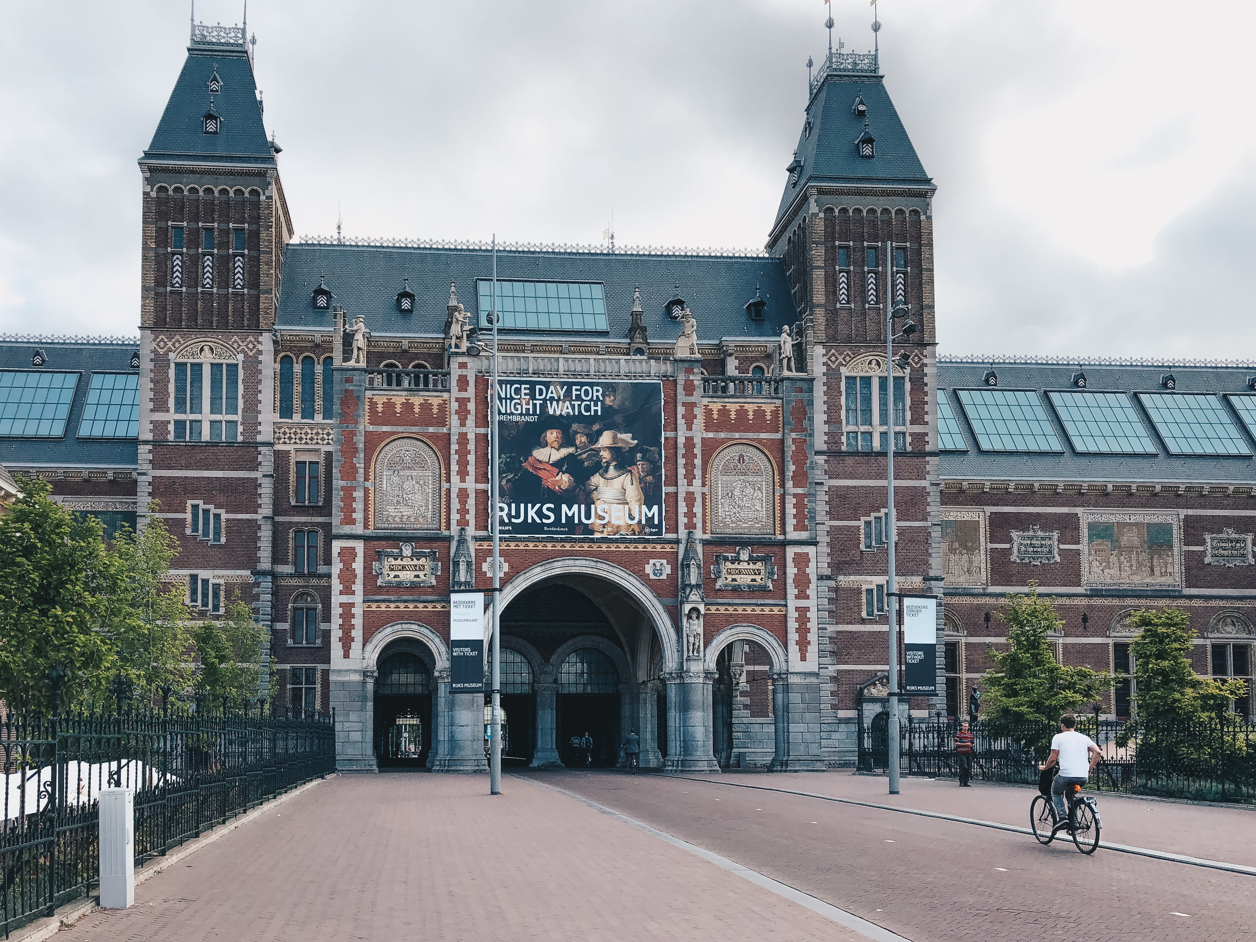 rijksmuseum, transportation, downtown, building exterior, place of worship, bike, travel destinations, person, history, campus, real people, architecture, HD Wallpaper