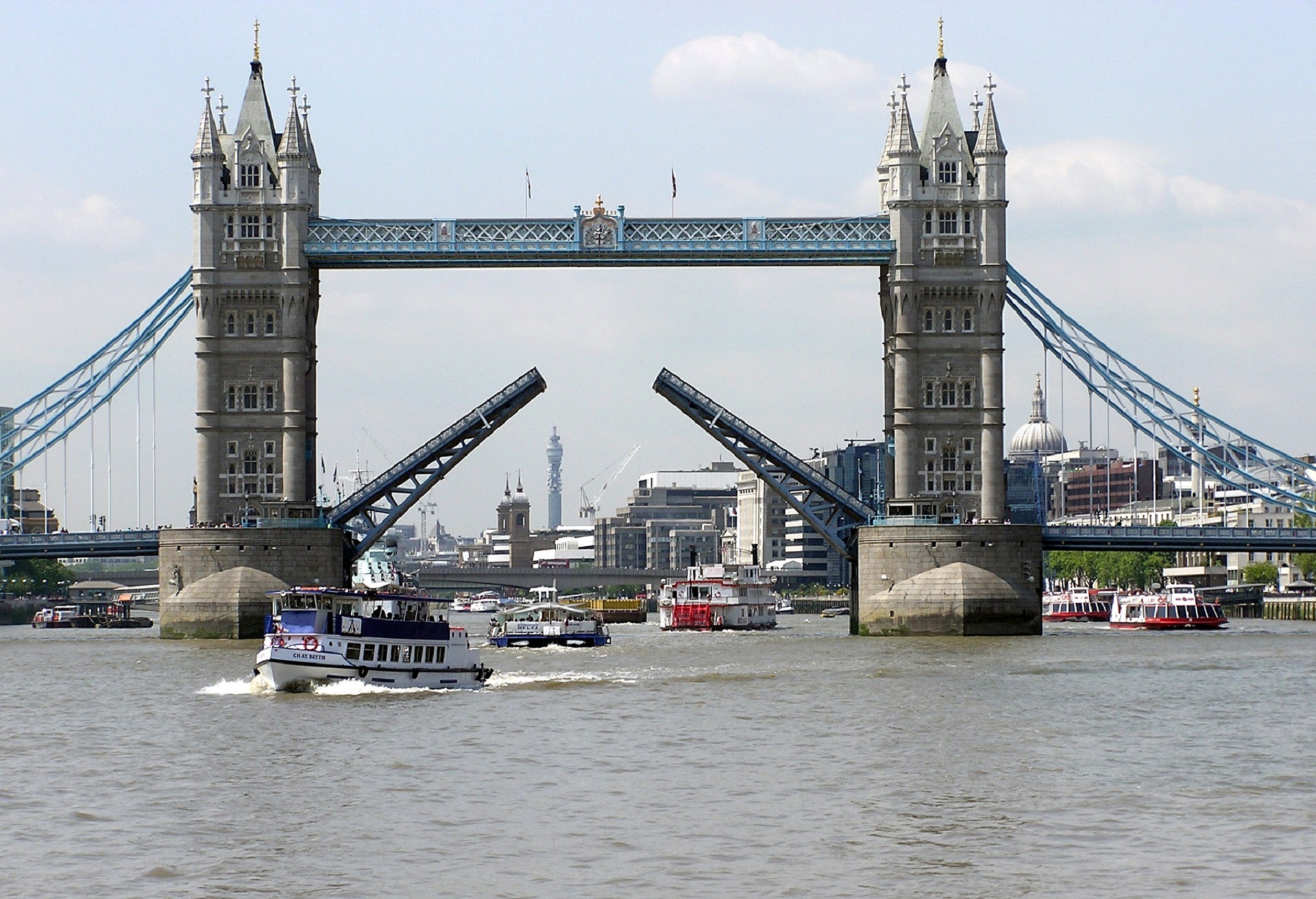 famous Place, outdoors, nature, cityscape, historic, dusk, attraction, raised drawbridge, london - England, engineering, monument, transportation, london, HD Wallpaper