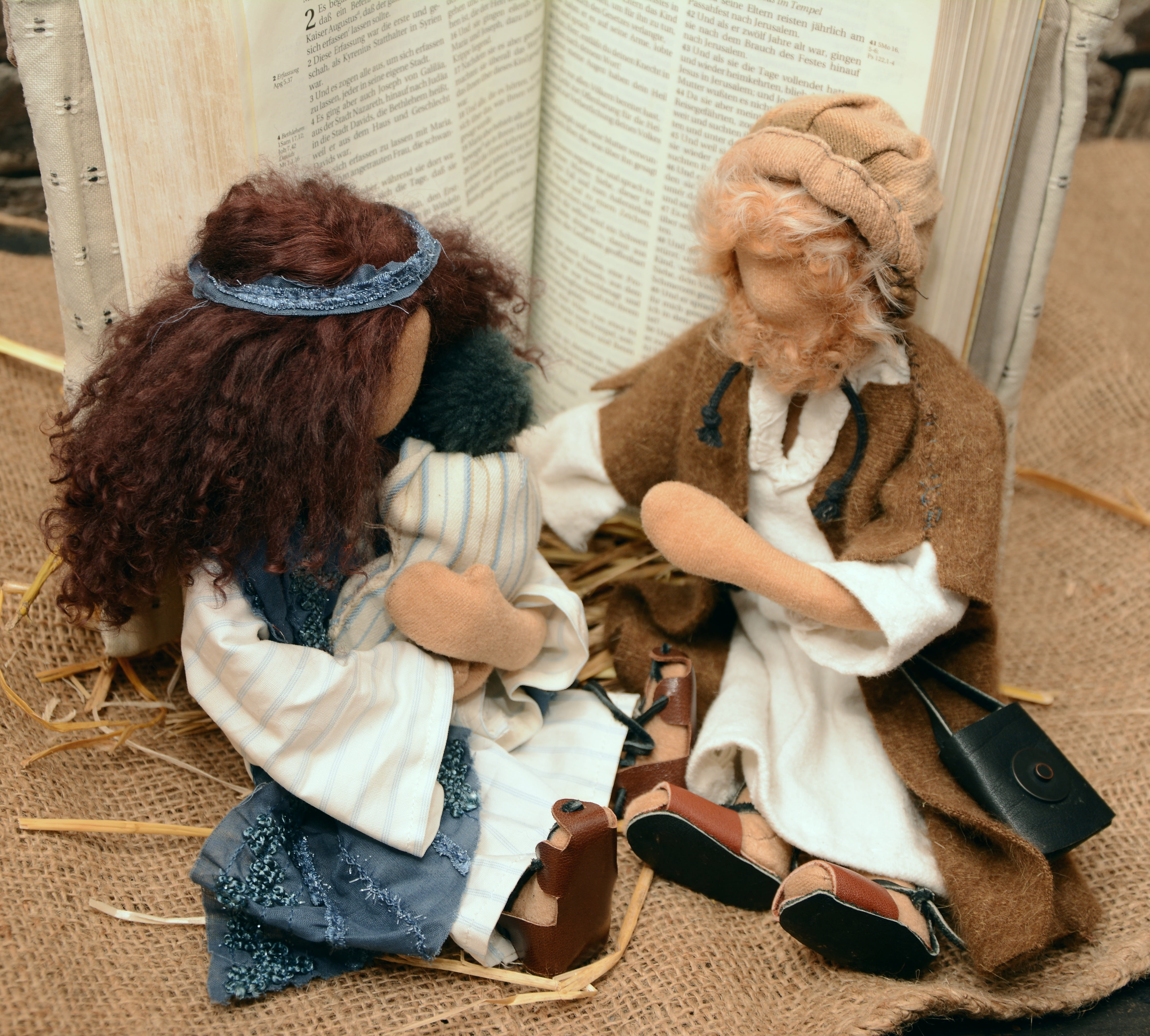 high angle view, biblical narrative figures, day, lukas, hair, casual clothing, adult, sitting, gospel, birth of jesus, 4K, bible, christianity, dolls, HD Wallpaper