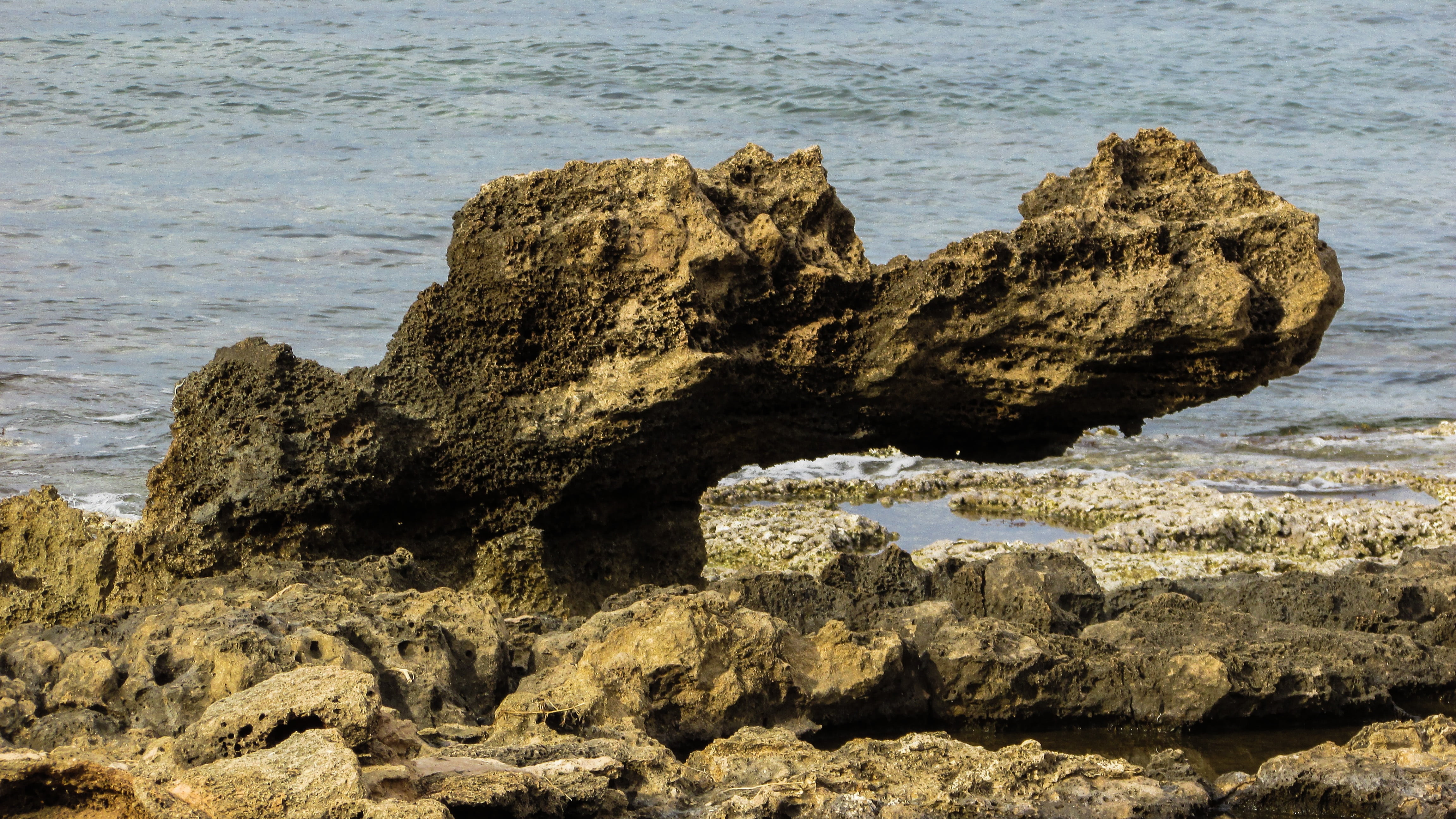 outdoors, 4K, rough, rock, solid, eroded, high angle view, rock - object, rock formation, land, crocodile, cyprus, tranquil scene, protaras, scenics - nature, HD Wallpaper