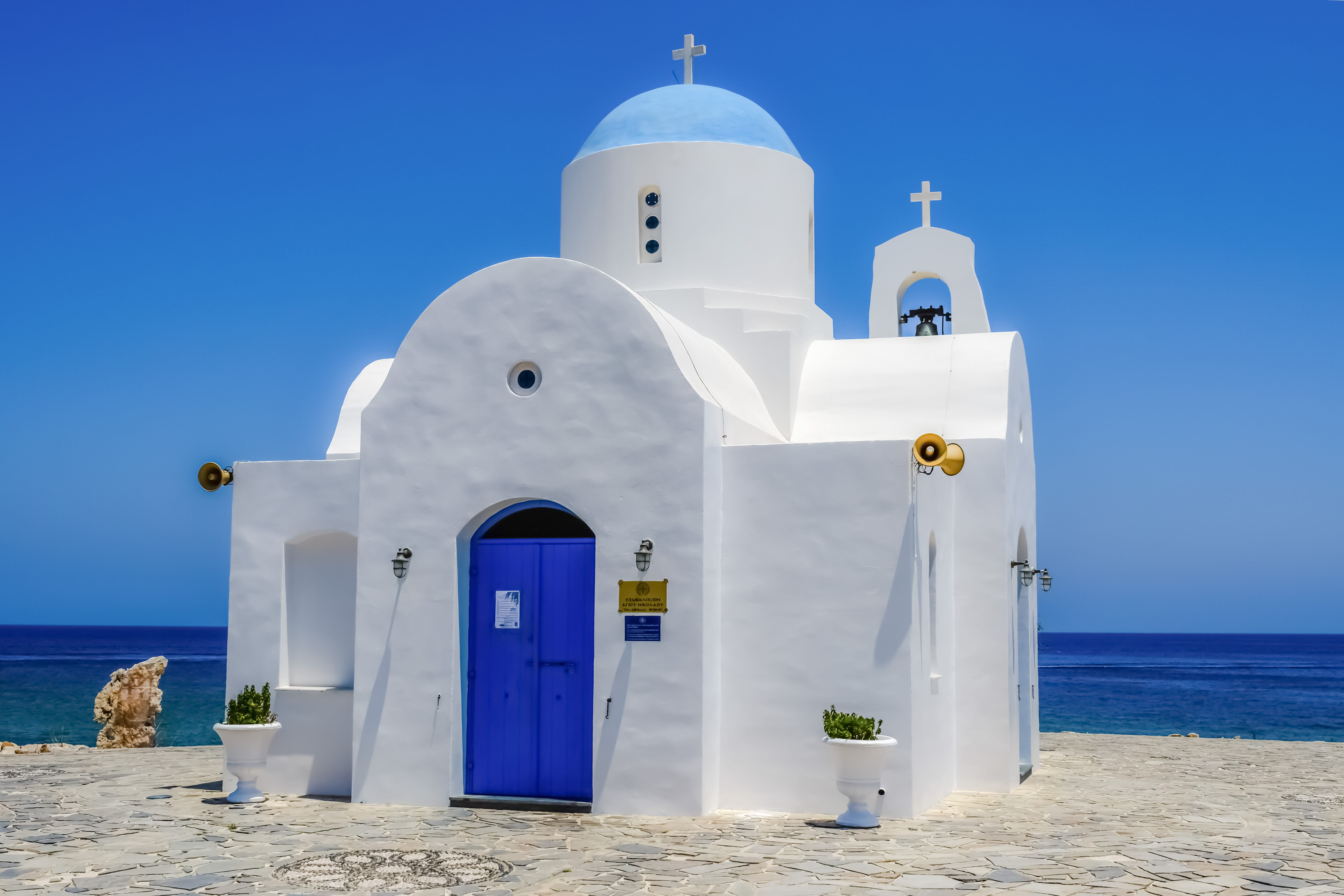 place of worship, near, Ayios Nikolaos, white color, sky, Church, beach, orthodox, painted, blue, day, sea, white, belief, architecture, nature, body, blue and white, HD Wallpaper