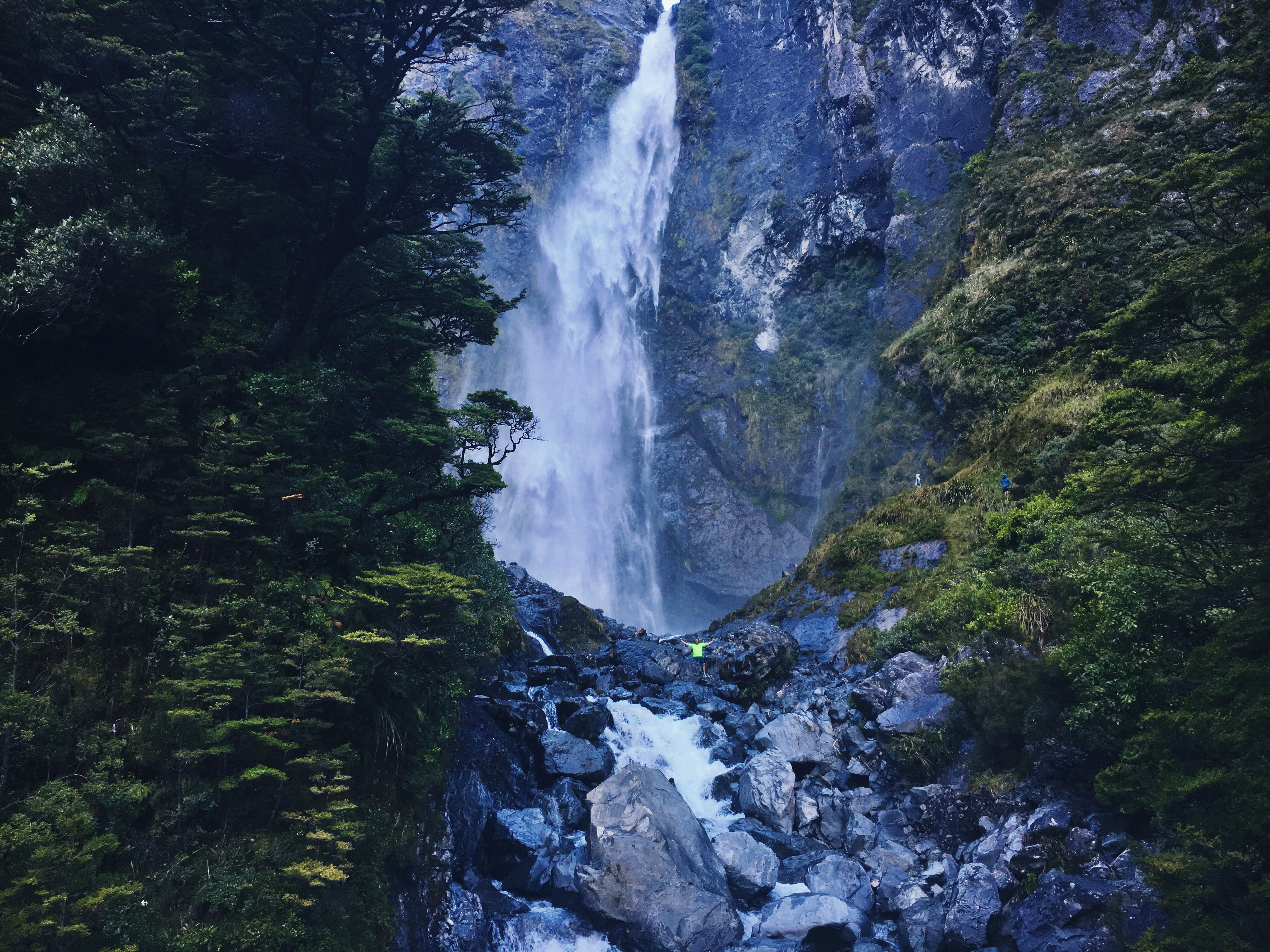 flowing, falling water, beauty in nature, bridge, rocks, formation, trees, long exposure, new zealand, motion, scenics - nature, boulders, rock formation, HD Wallpaper
