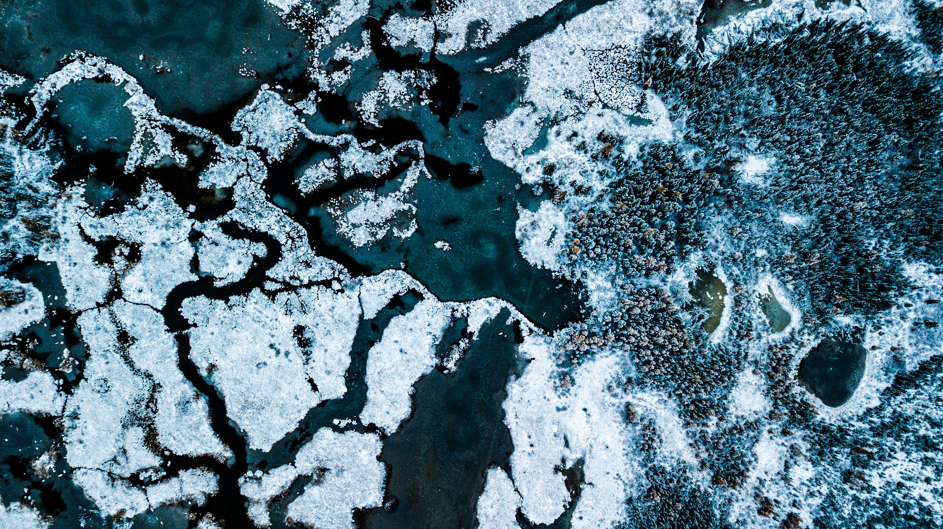 surface, birds eye view, winter, pattern, full frame, close-up, outdoors, ice, frost, day, frozen, snow, daylight, white color, textured, nature, water, HD Wallpaper