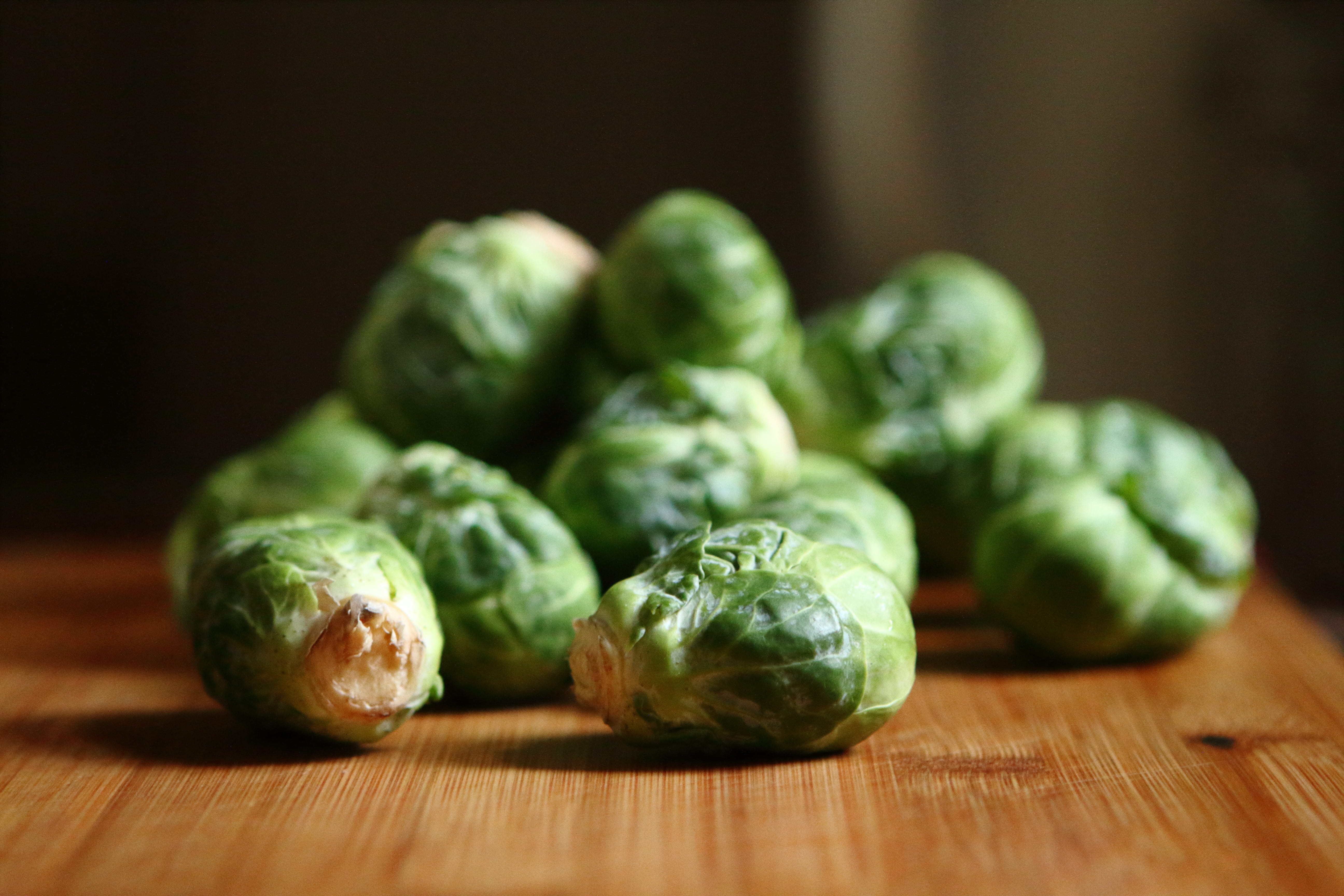 brown, wellbeing, vegetable, freshness, still life, studio shot, green, ripe, shallow, table, close-up, brussels sprout, healthy eating, wood grain, fields, HD Wallpaper
