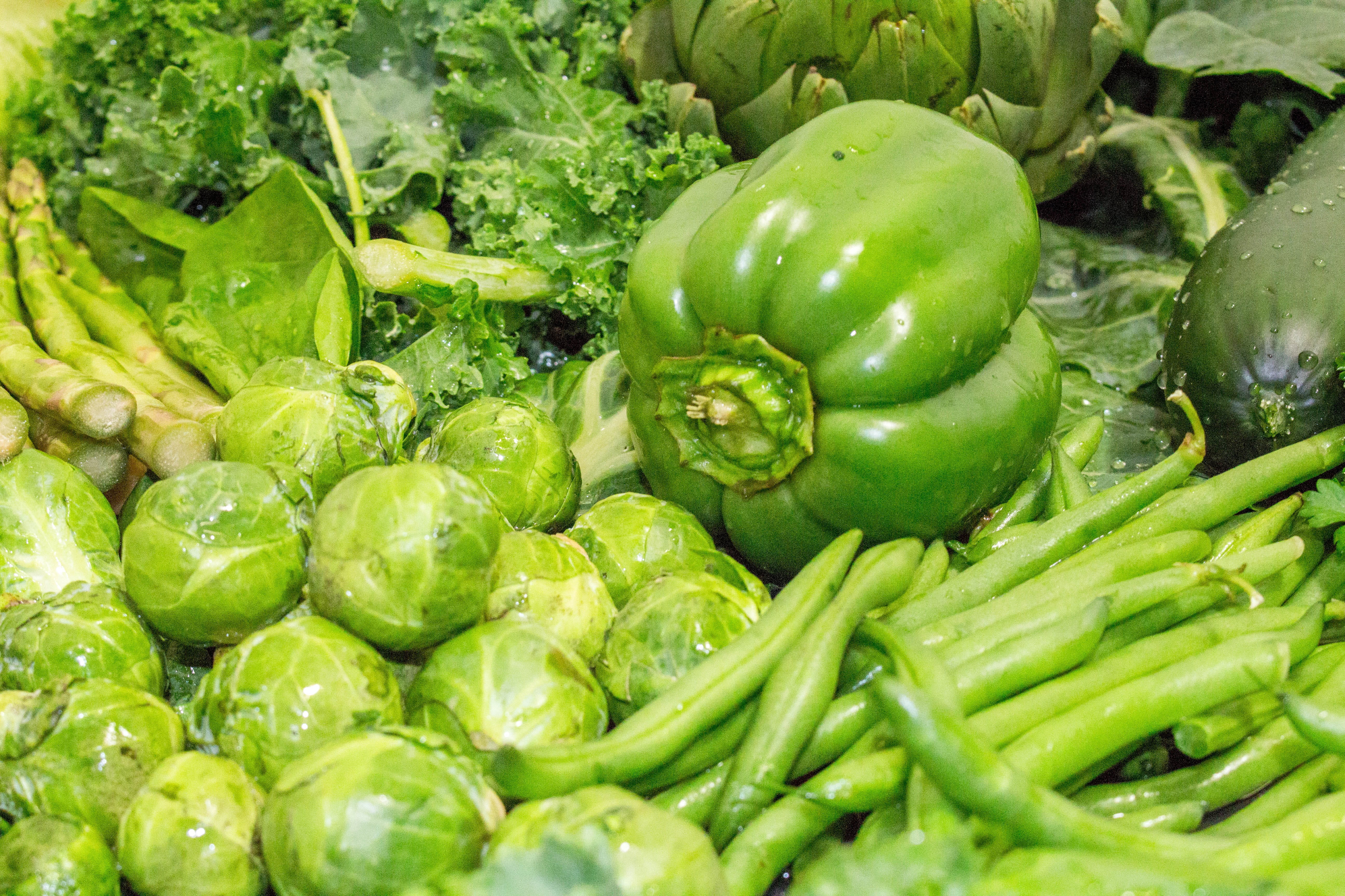 market, raw food, grow, food and drink, healthy eating, organic, no people, food, fruit, still life, vegetable, retail, brussels sprout, wellbeing, large group of objects, HD Wallpaper