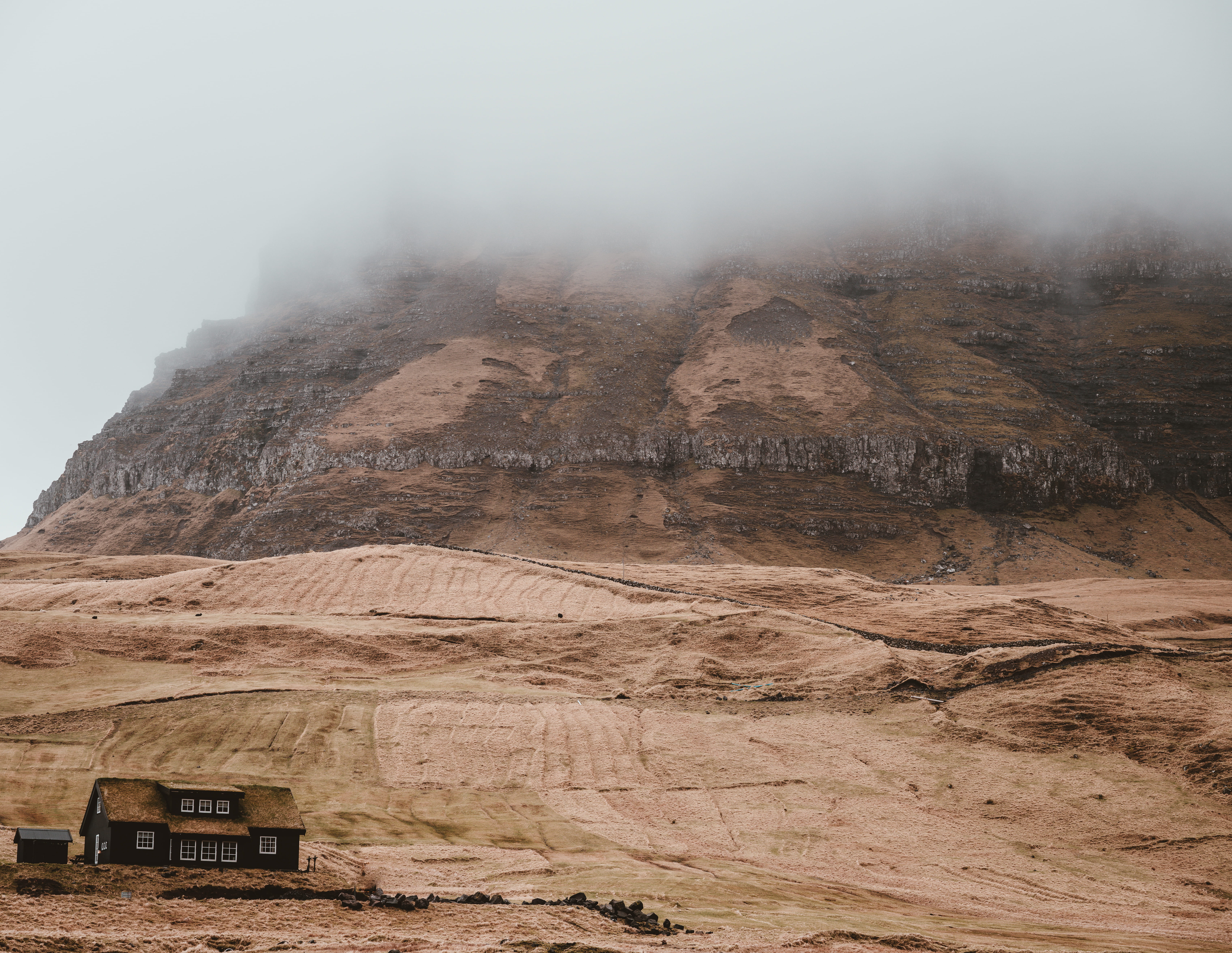 arid climate, remote, eroded, brown, abode, tranquil scene, cabin, daytime, beauty in nature, fog, desert, landscape, ancient civilization, sky, formation, HD Wallpaper