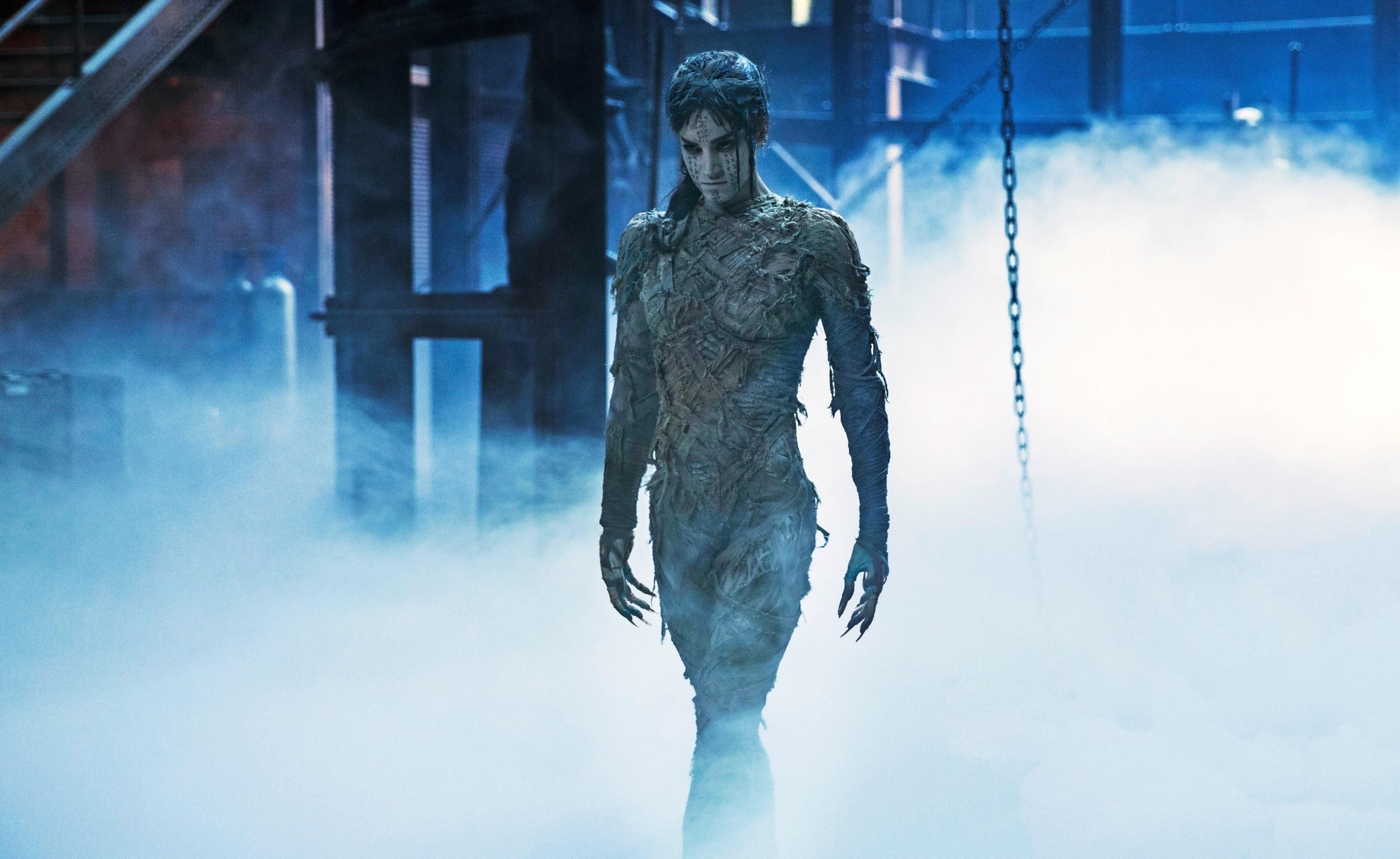 strength, outdoors, fantasy, males, fog, 4K, architecture, adult, weapon, men, nature, young adult, government, one person, clothing, determination, women, HD Wallpaper