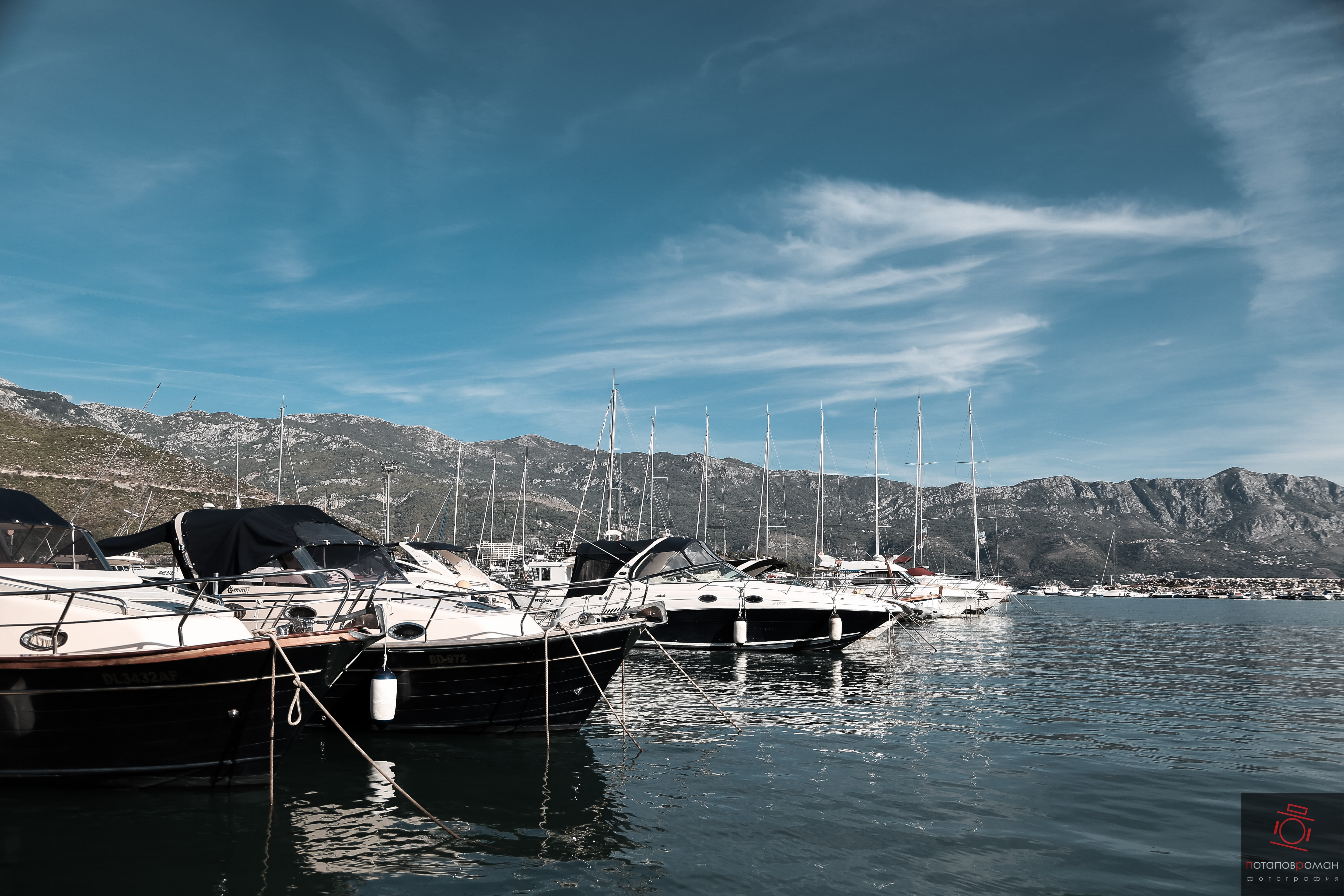 outdoors, nautical vessel, 5K, transportation, no people, mode of transportation, yacht, sailboat, moored, beauty in nature, mountain, water, architecture, HD Wallpaper