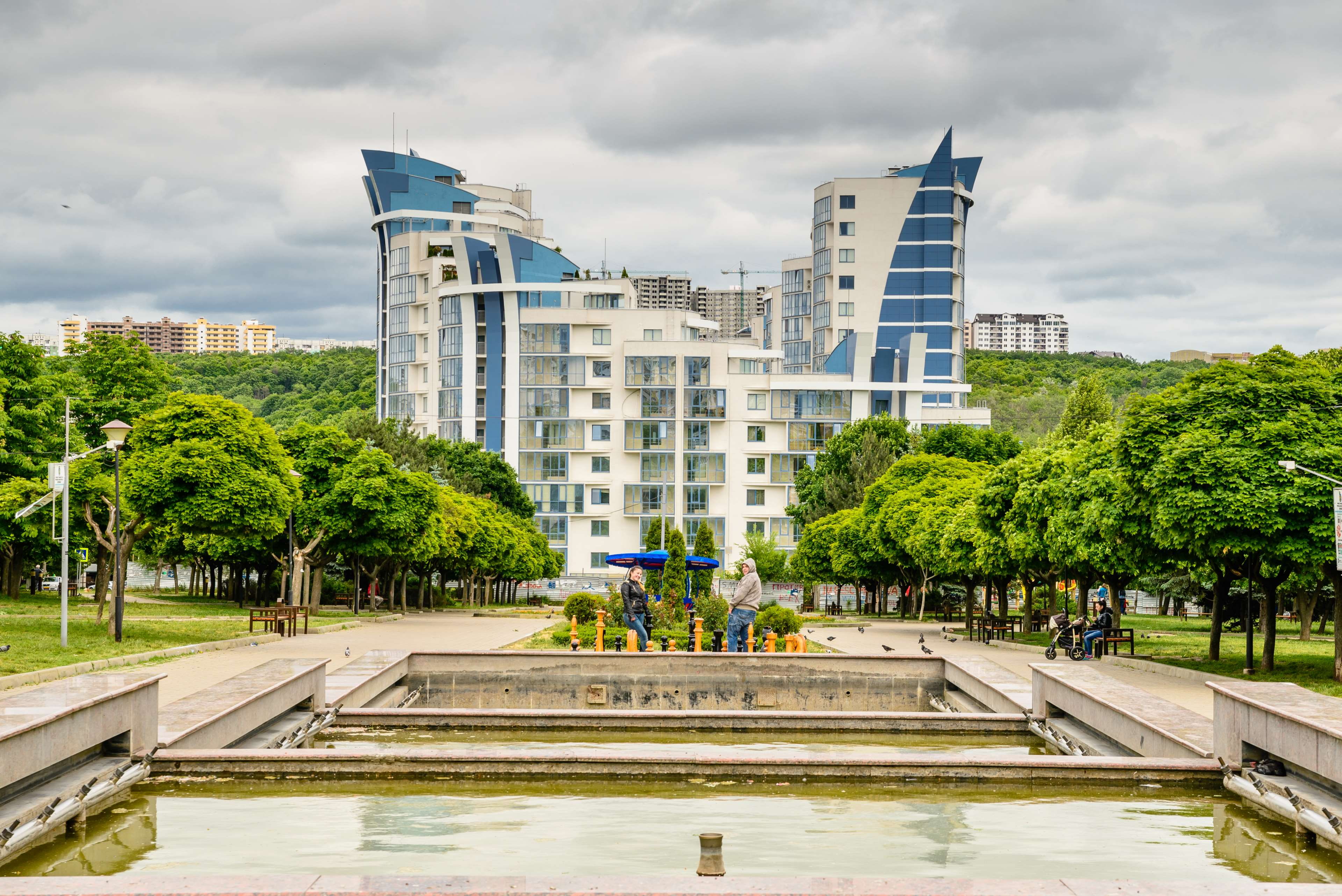 day, built structure, canal, trees, downtown, pond, summer, waterfront, couple, building exterior, architecture, city, urban, travel, residential district, HD Wallpaper