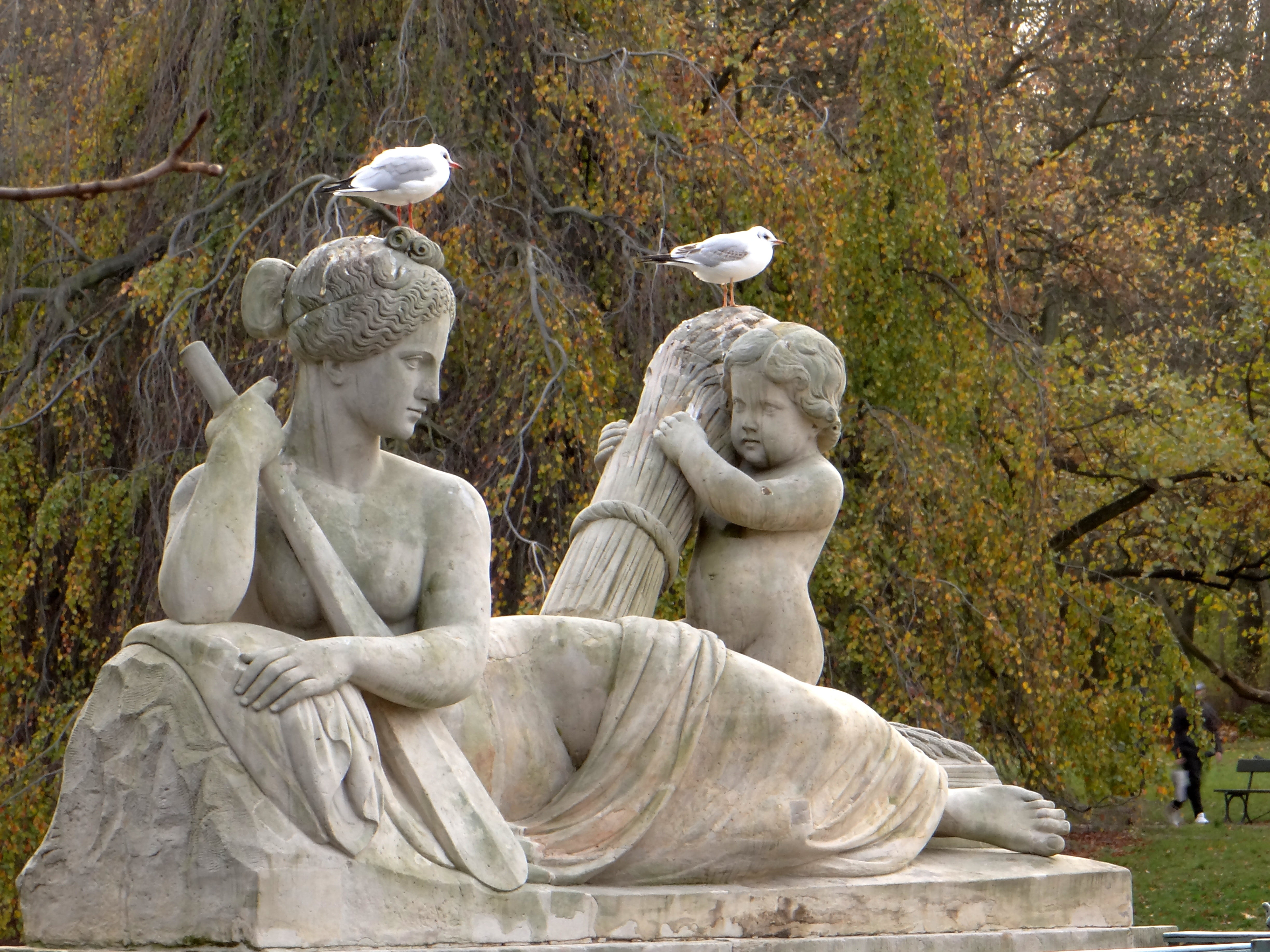 sculpture, women, male likeness, solid, royal bathroom, poland, human representation, craft, bird, park, no people, louis kaufman, outdoors, travel destinations, HD Wallpaper