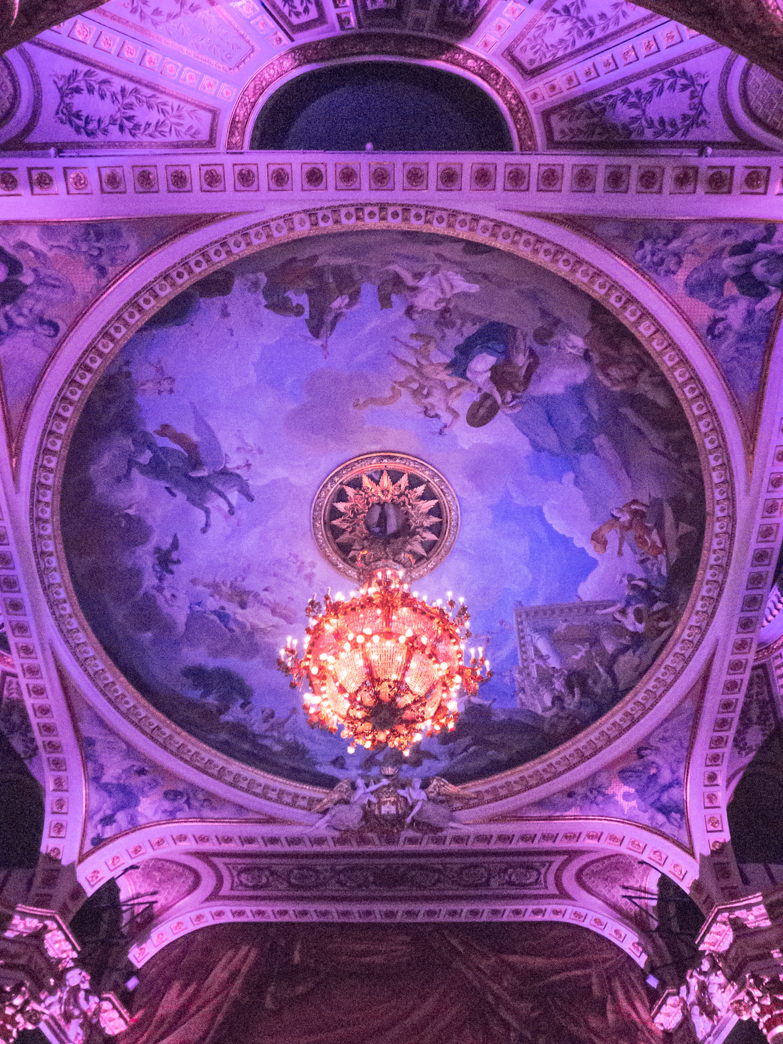building, allegory, architecture, built structure, arch, religion, theatre, creativity, ornate, place of worship, mural, low angle view, madrid, fresh, Phone HD Wallpaper