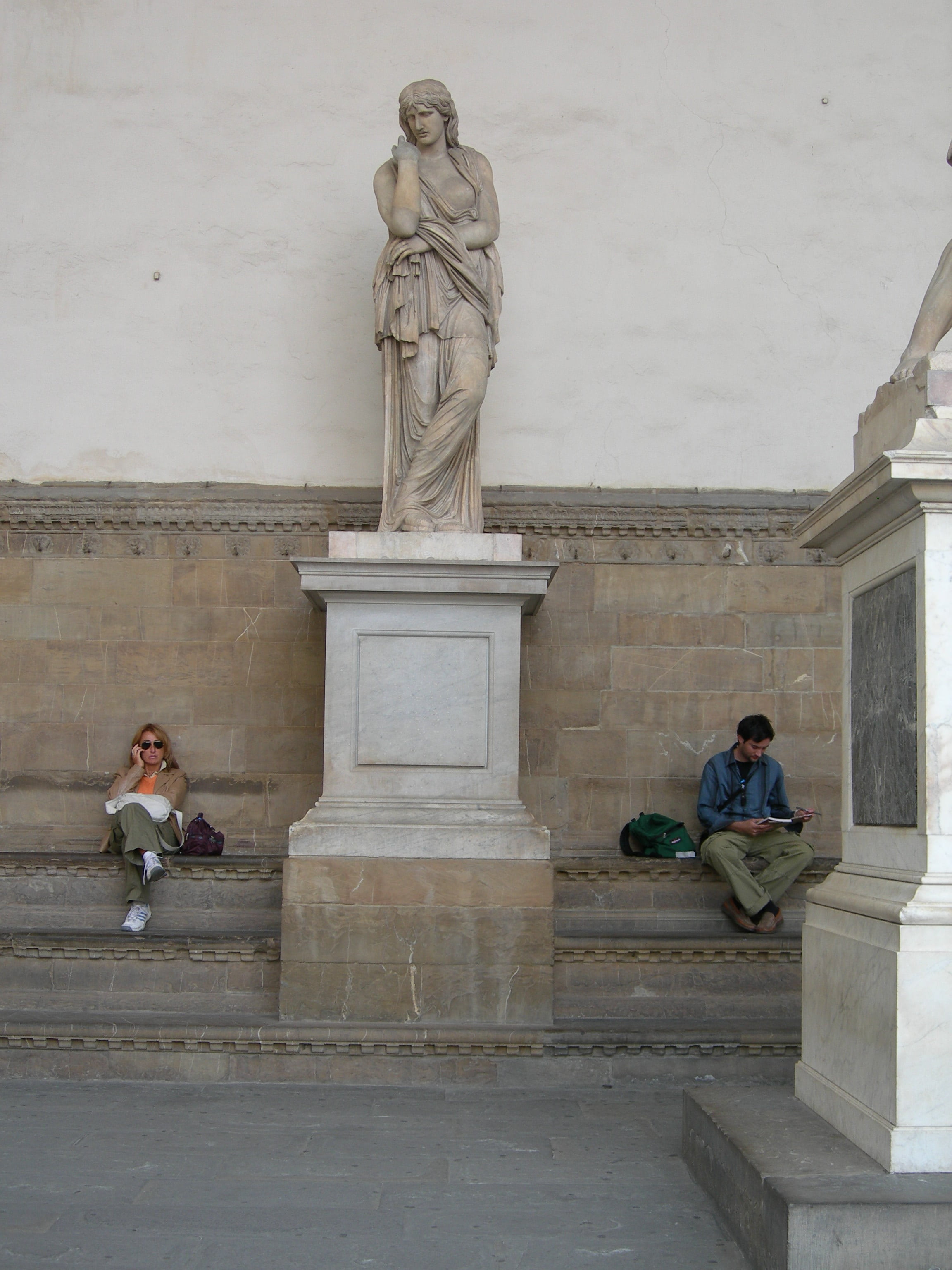 florence, rest, area, stone, creativity, men, memorial, renaissance, people, view, at home, pause, woman, history, wall, street, art and craft, old town, Phone HD Wallpaper
