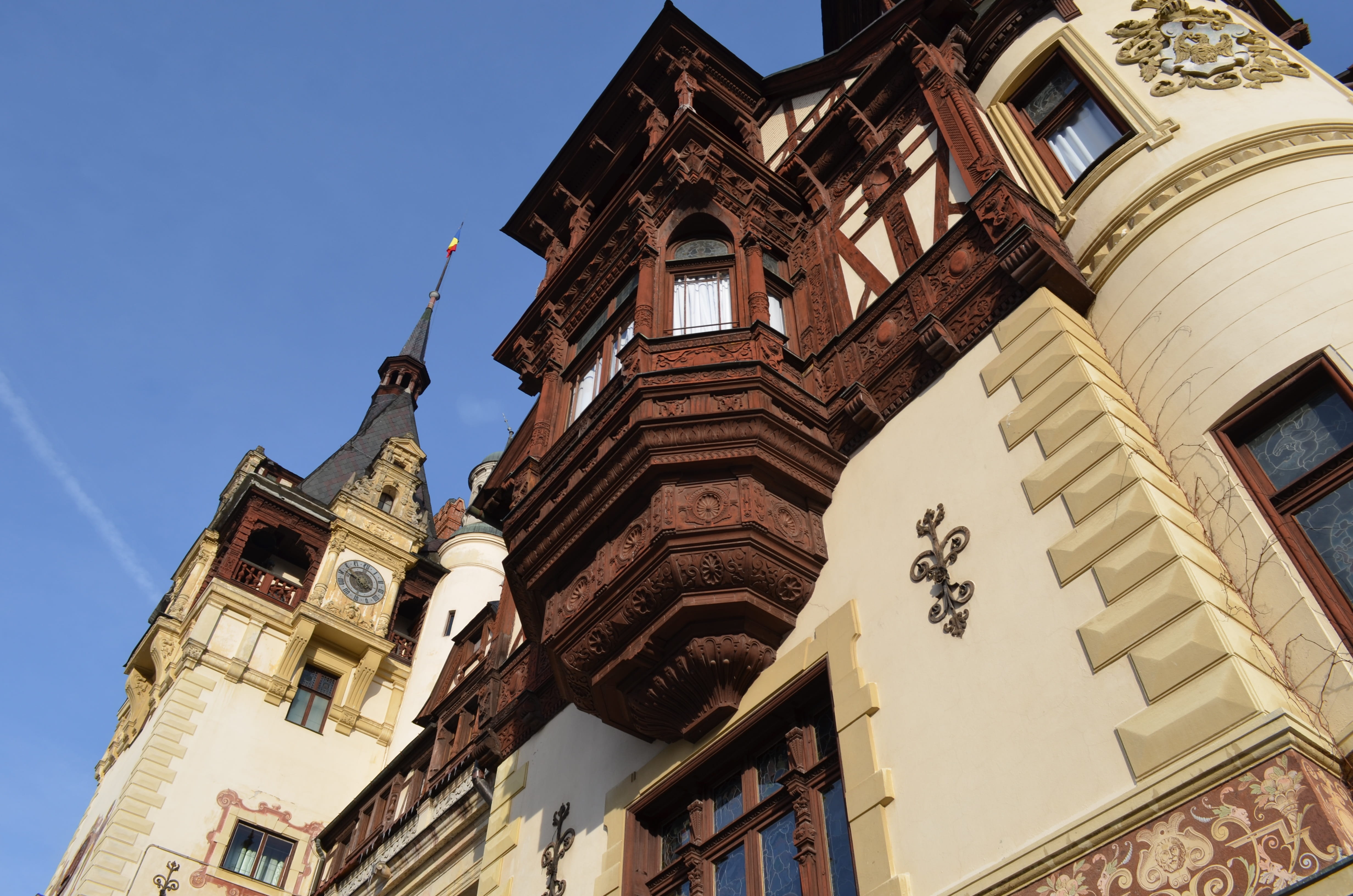 historic, romania, day, place of worship, peles, clear sky, building, old, no people, castle, outdoors, sinaia, sky, low angle view, history, belief, spirituality, HD Wallpaper