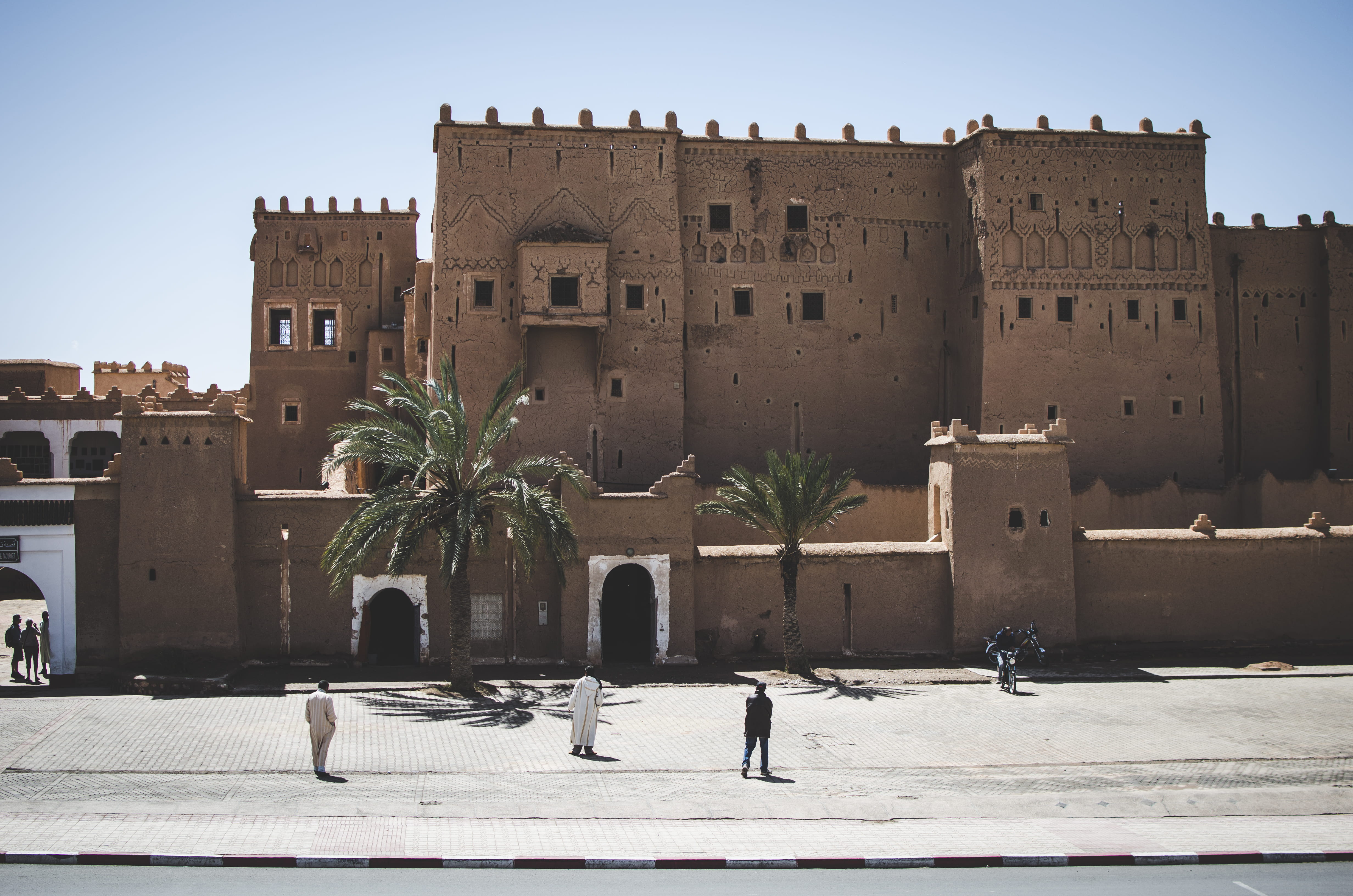 the kasbah taourirt, landmark, fortification, concrete, travel, the past, sky, town, travel destinations, architecture, nature, morocco, people, outdoors, HD Wallpaper