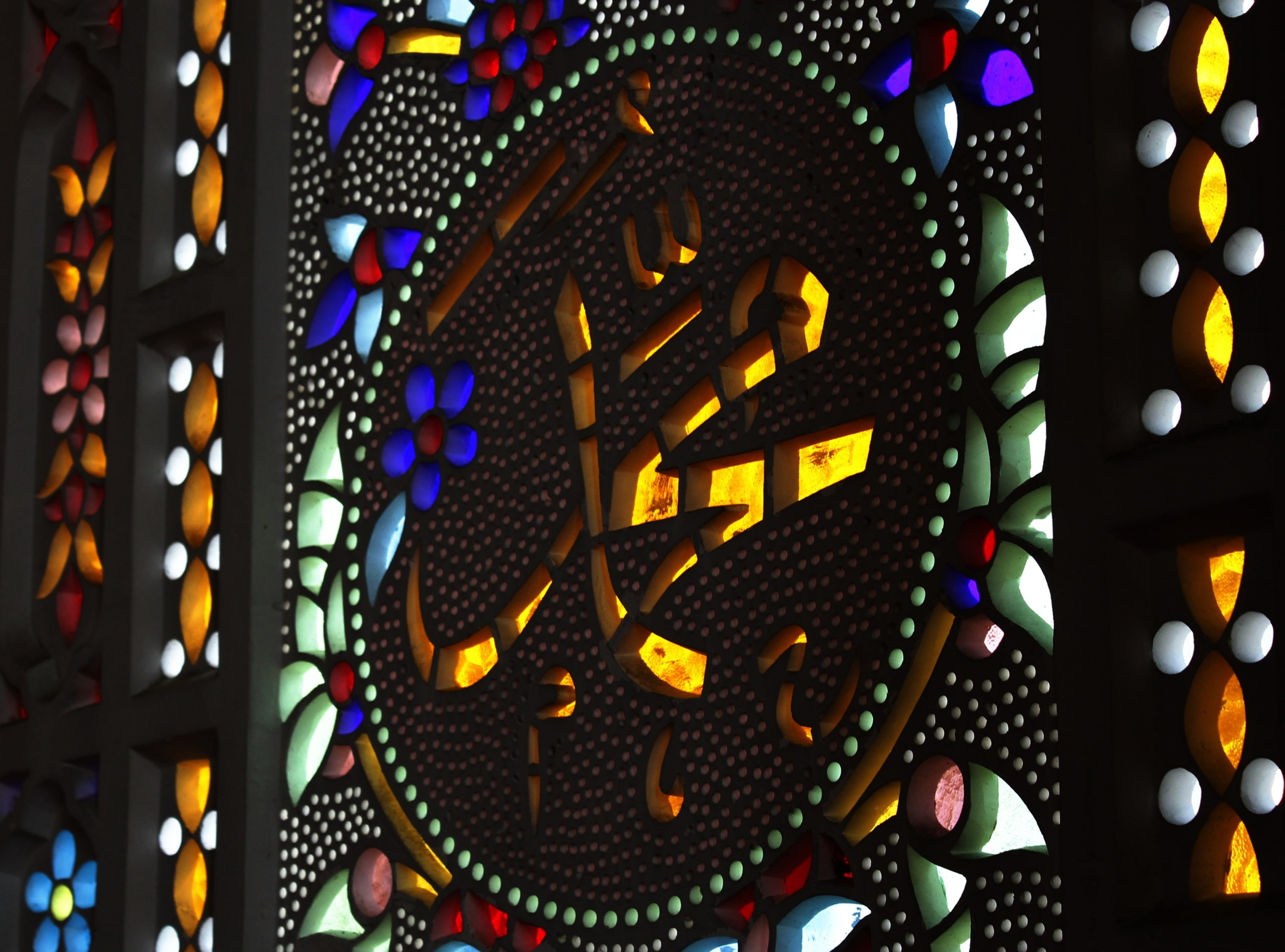 glass, connection, muhammed, belief, Architecture, close-up, decor, lighting equipment, no people, indoors, multi colored, pattern, s, built structure, HD Wallpaper