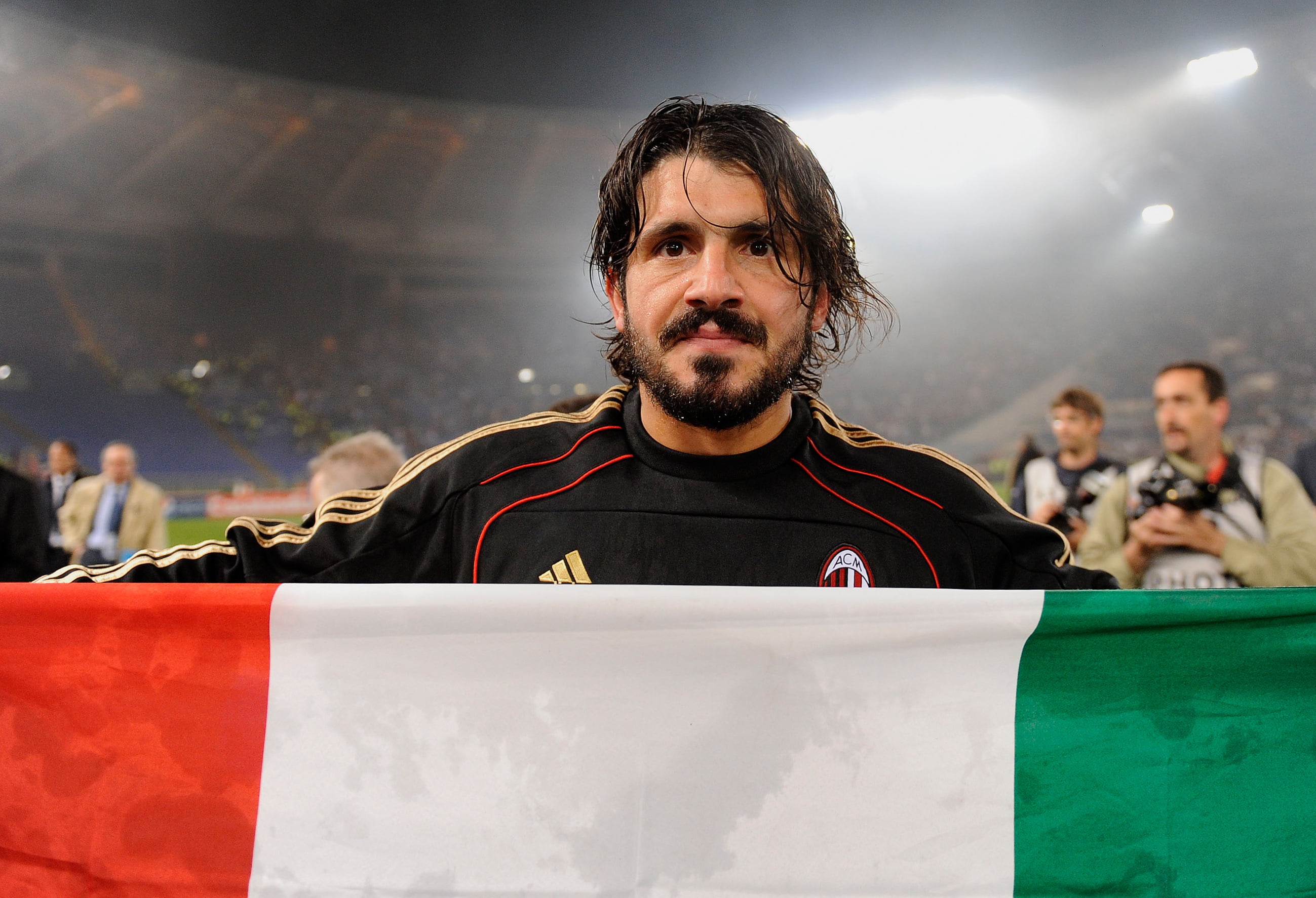 arts culture and entertainment, serie a, 2K, front view, stadium, Milan, audience, team sport, ac milan, standing, young adult, crazy, crowd, adult, group of people, HD Wallpaper