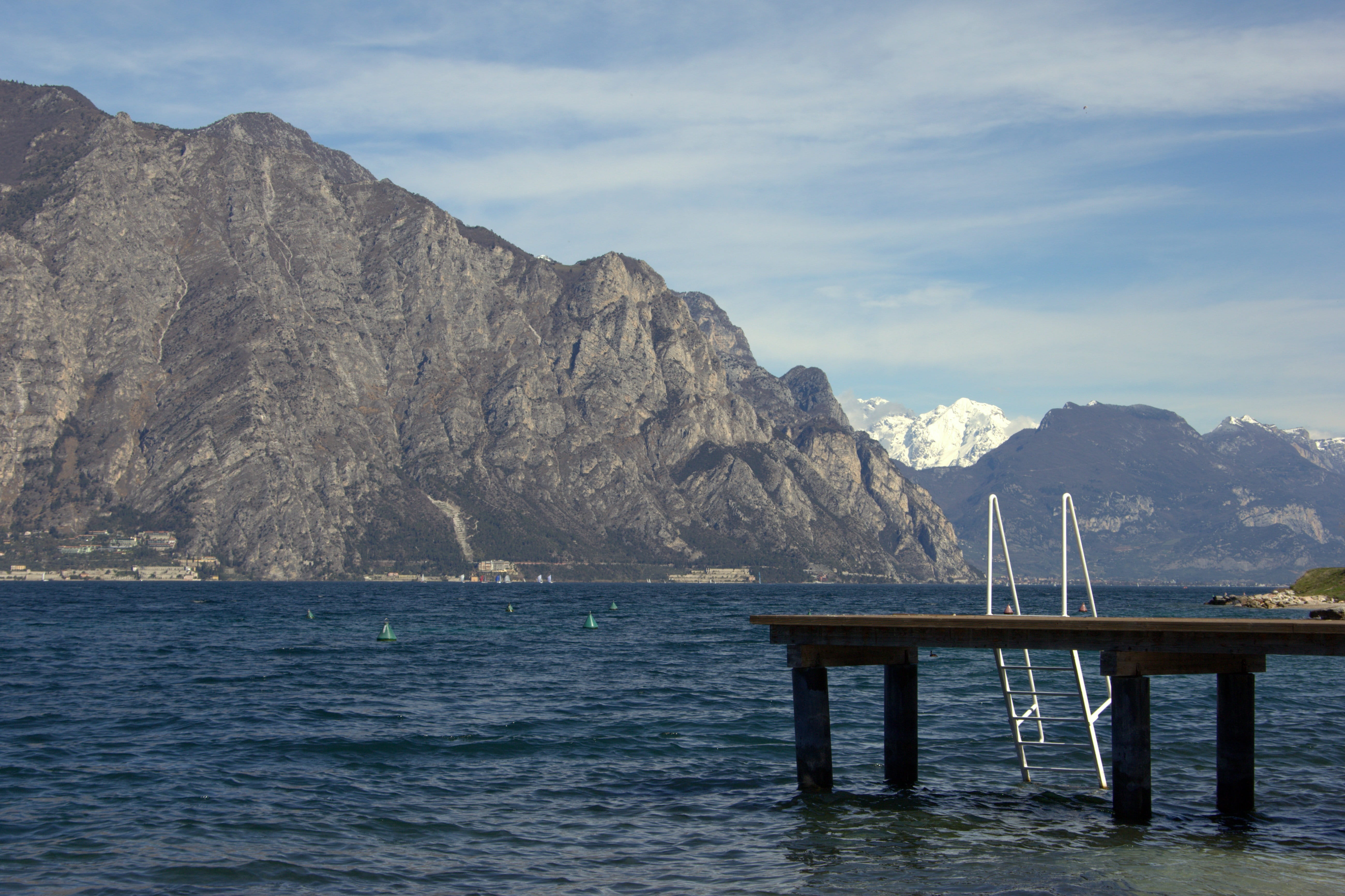 day, beauty in nature, no people, outdoors, non-urban scene, mountain range, vacations, waterfront, formation, sea, web, tranquil scene, mountains, nature, HD Wallpaper