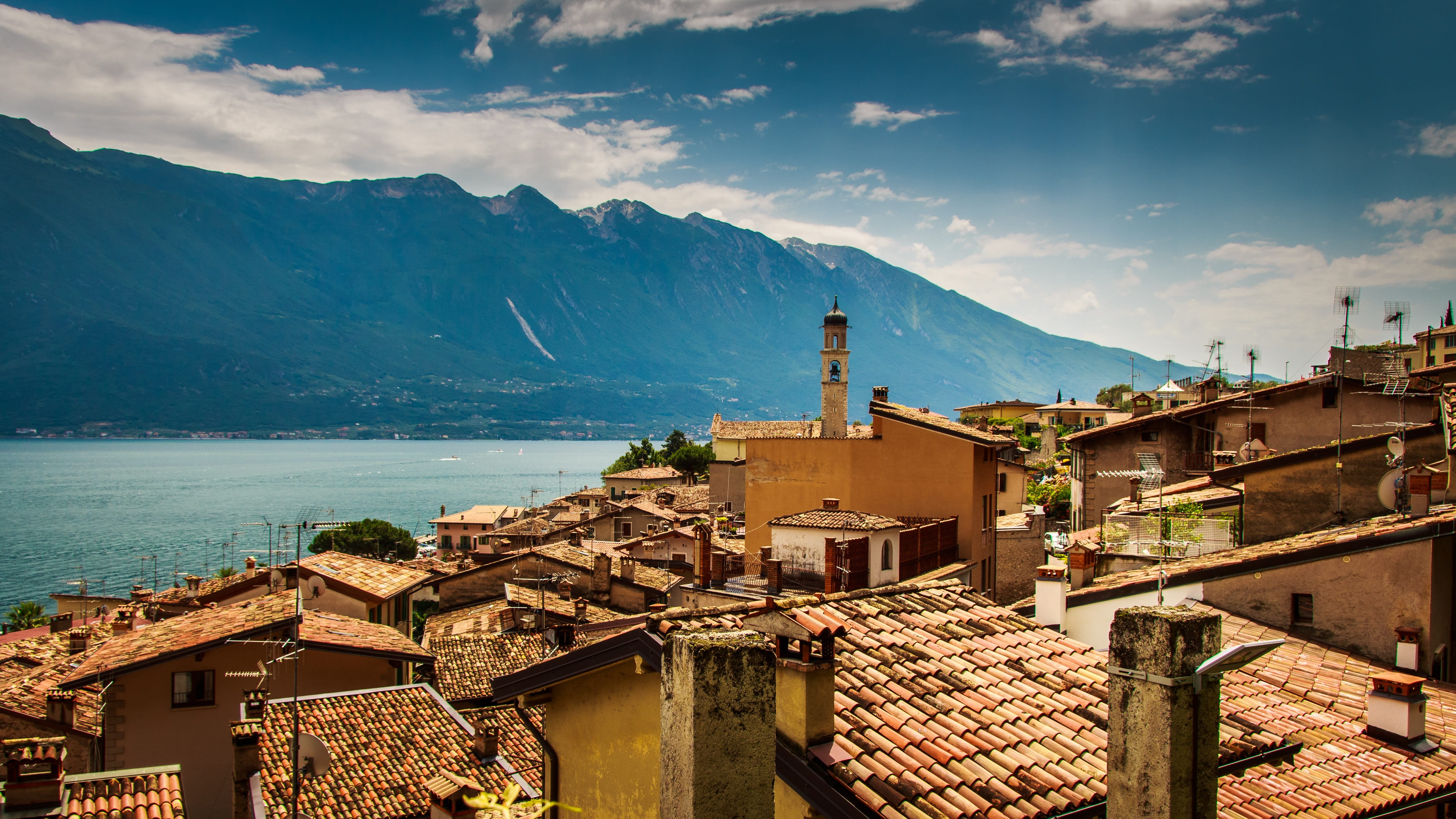 cloud - sky, view, residential district, good view, sea, building, outlook, mountains, landscape, built structure, town, high angle view, architecture, HD Wallpaper