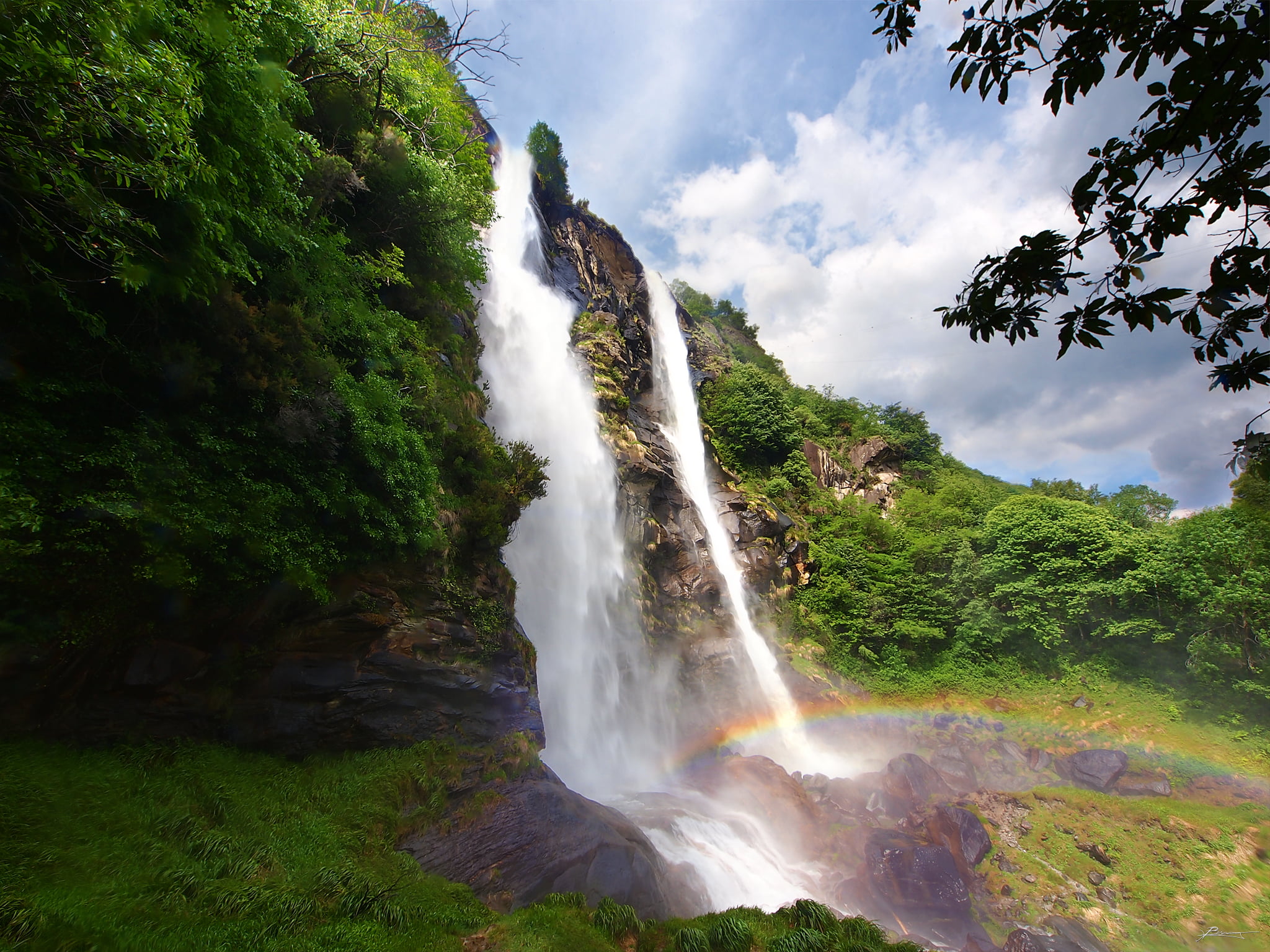 como  italy, soaked, outdoors, dex, waterfall, water, clouds, river, chiavenna, water falls, nature, forest, europe, vegetation, wet, landscape, camera  lens, HD Wallpaper