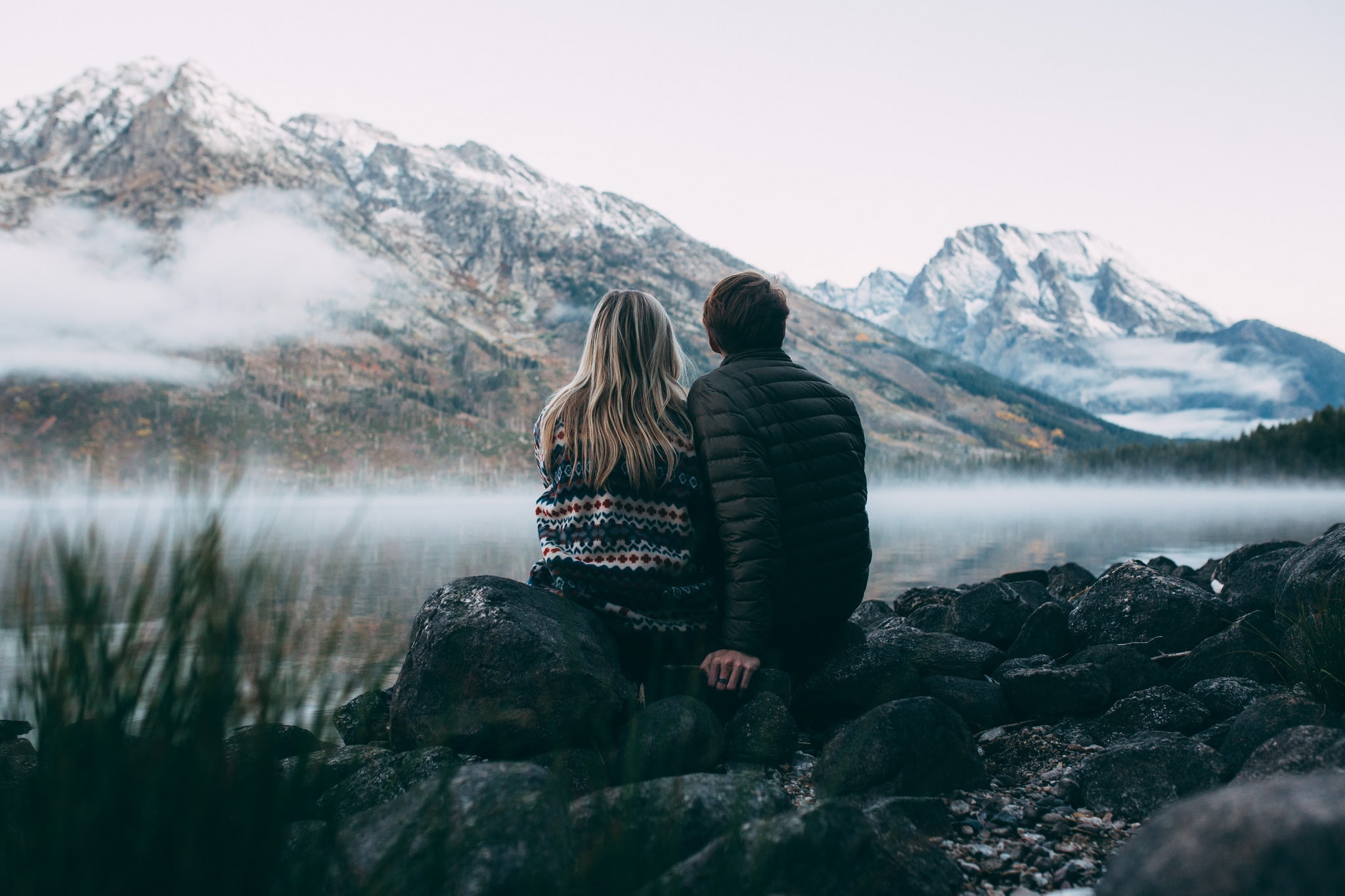 girl, bubble, men, stones, black, 1080P, guy, jacket, morning, mountains, lake, s, HD Wallpaper