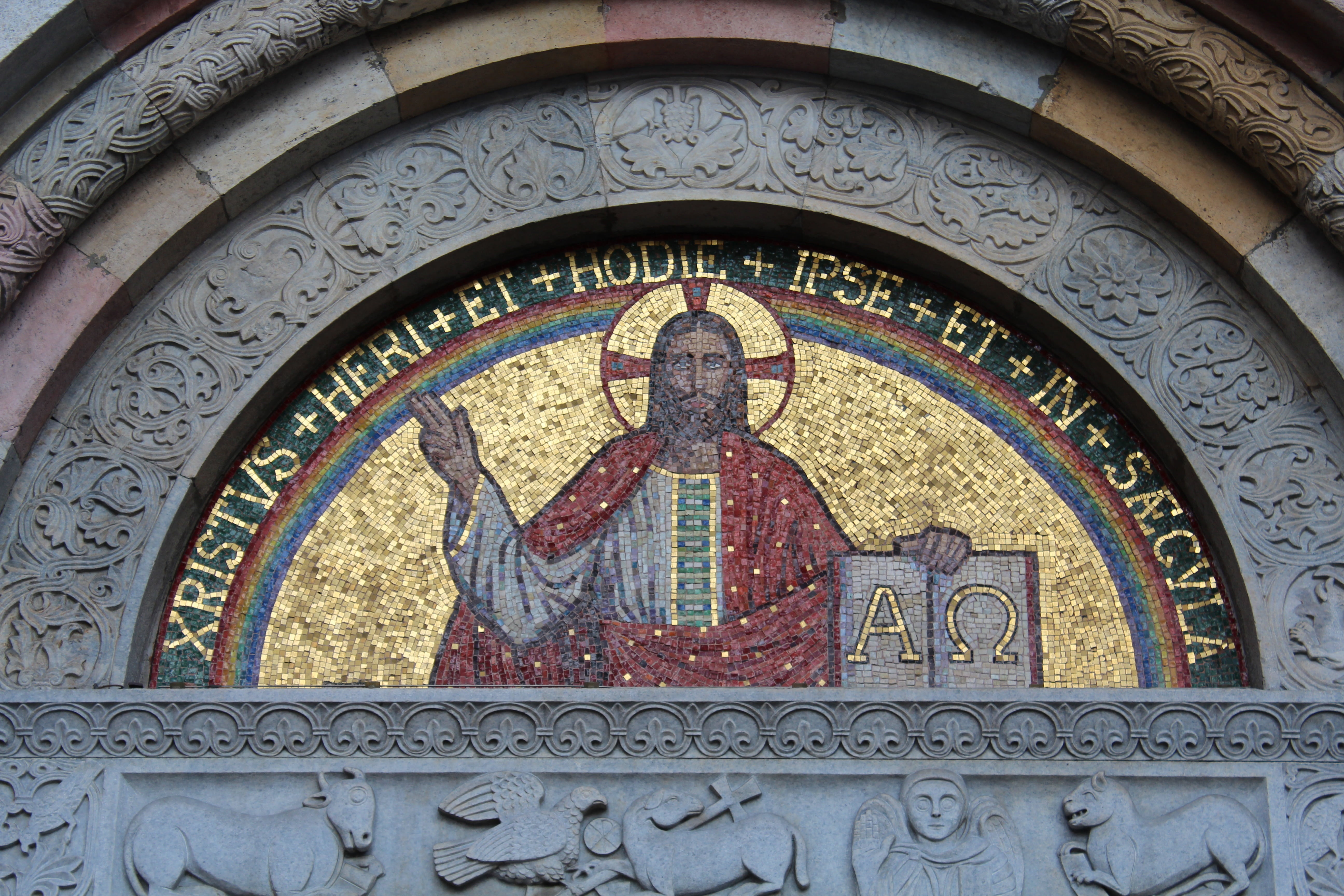 craft, art and craft, milan, male likeness, religion, alpha and omega, building, creativity, lombardy, church of san babila, day, low angle view, multi colored, HD Wallpaper