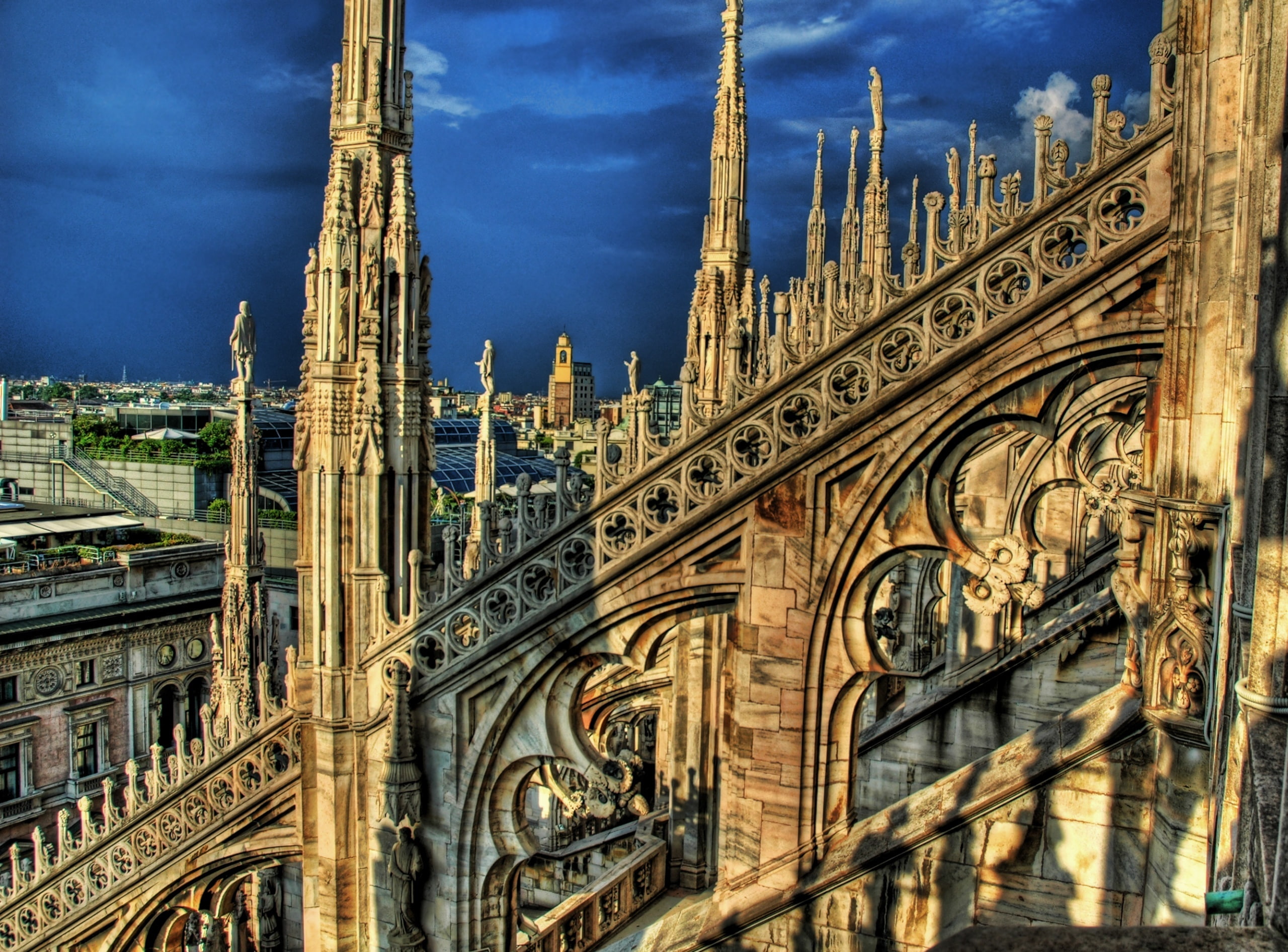 belief, government, travel, religion, nature, gothic style, city, Italy, Houses, outdoors, place of worship, Europe, Cathedral, 2K, ornate, tourism, cloud - sky, HD Wallpaper