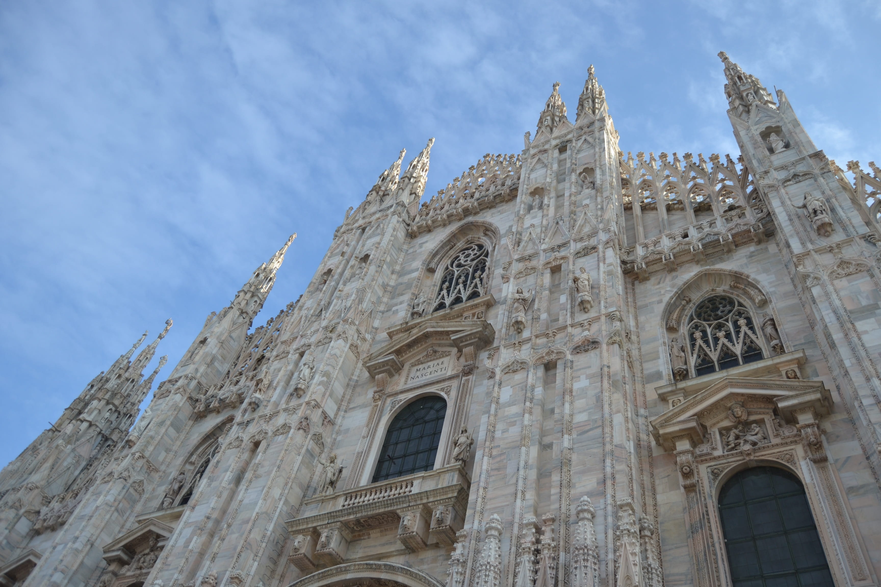 built structure, Italy, history, 2K, duomo, Gothic, milan, sky, church, building, no people, Milan, ornate, ancient civilization, nature, historical, perspective, HD Wallpaper