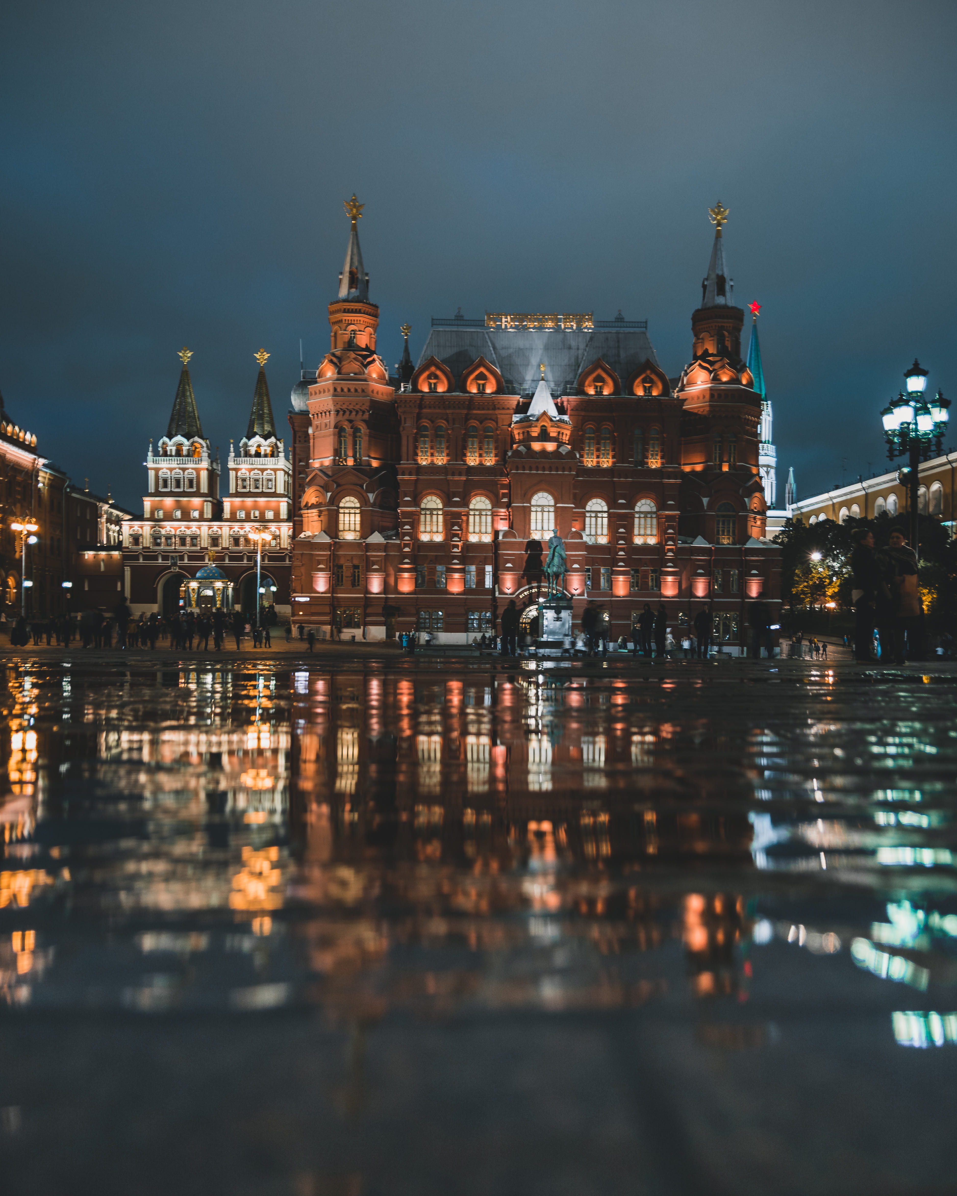 belief, russia, water, travel destinations, night, nature, building exterior, waterfront, moskva, illuminated, architecture, religion, spire, place of worship, Phone HD Wallpaper