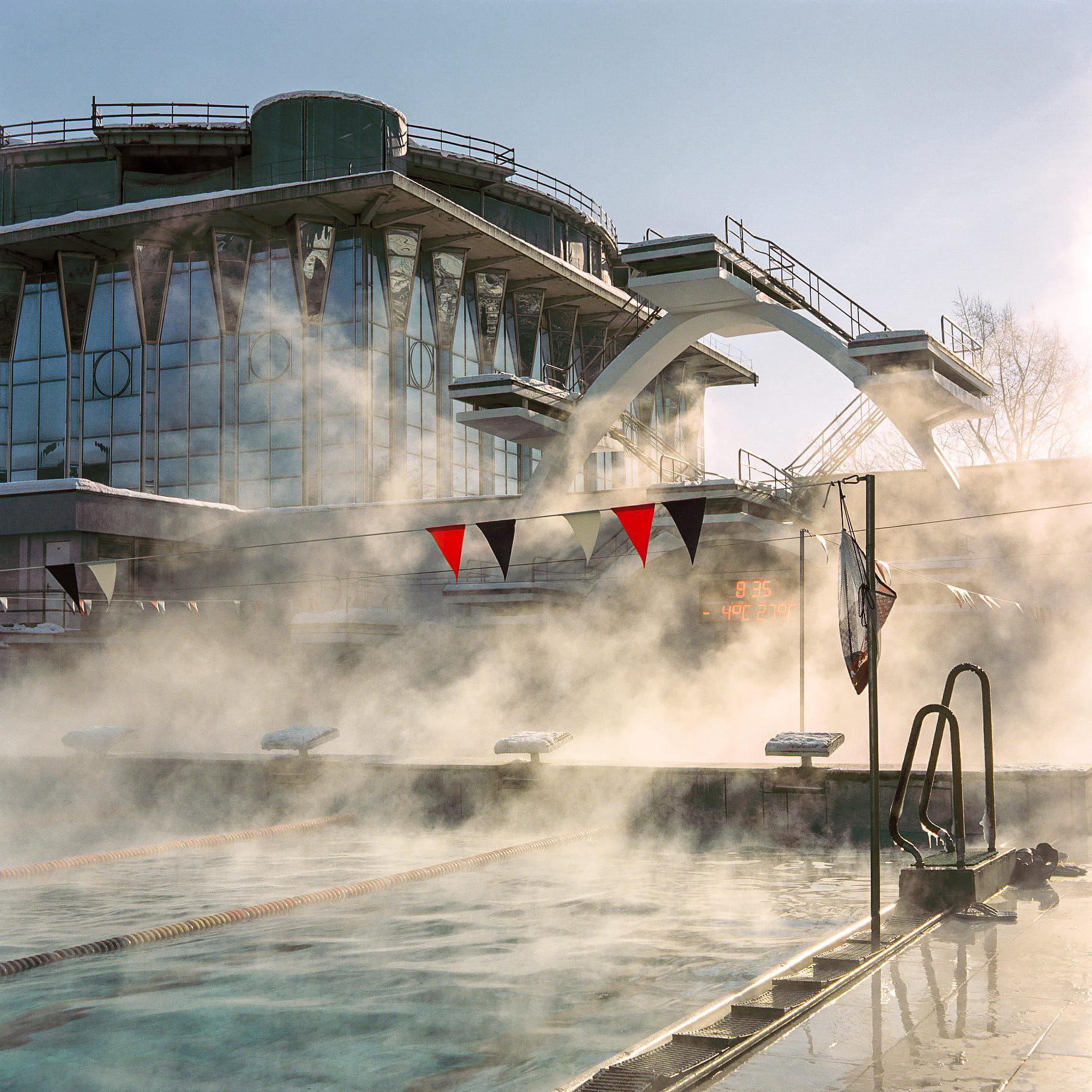 light, window, building, accidents and disasters, chaika open air waterpool, no people, built structure, smoke - physical structure, 720P, sky, pool, motion, Phone HD Wallpaper
