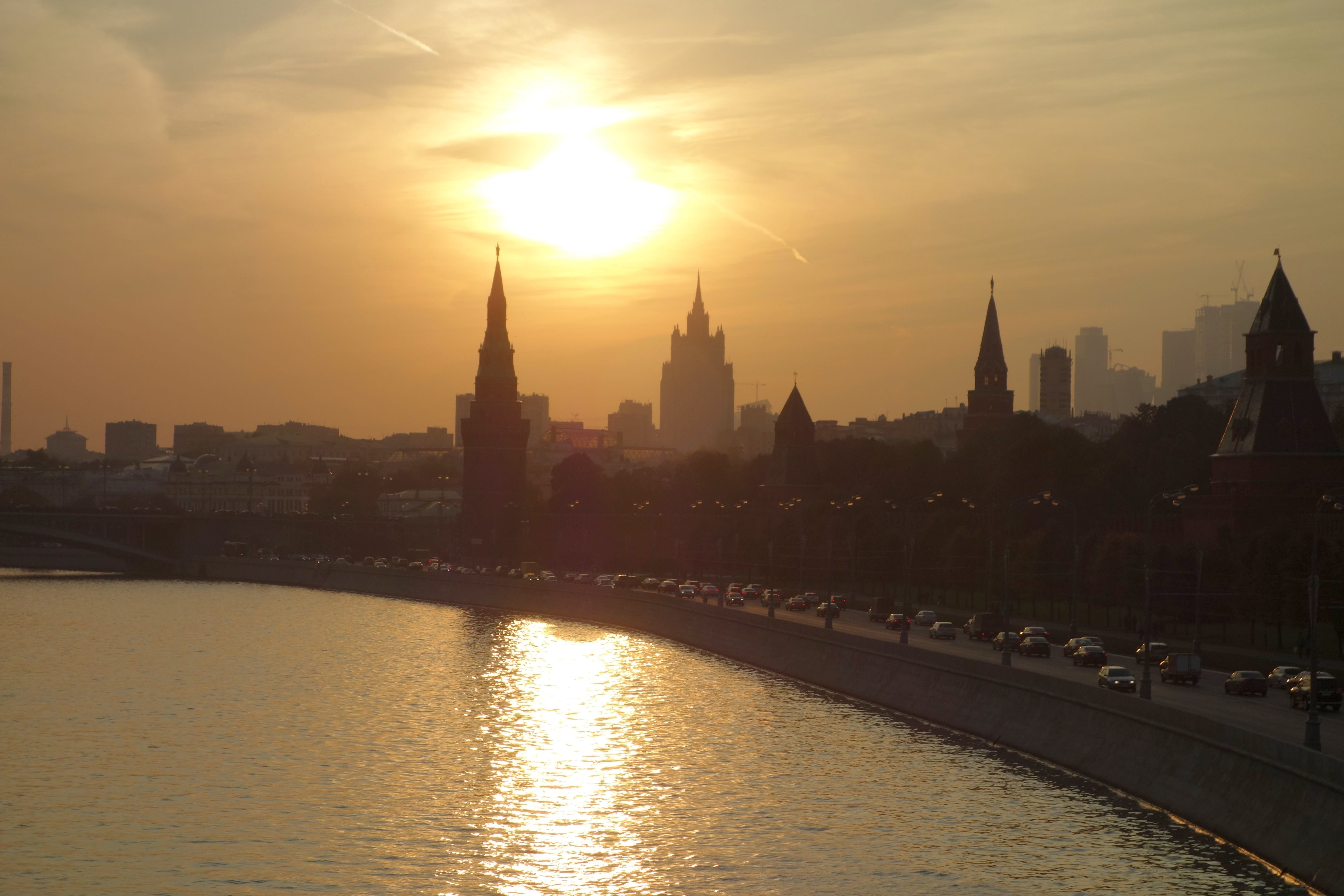 reflection, mirroring, nature, moskva, travel, orange color, building, sun, office building exterior, 5K, outdoors, no people, water, waterfront, travel destinations, HD Wallpaper
