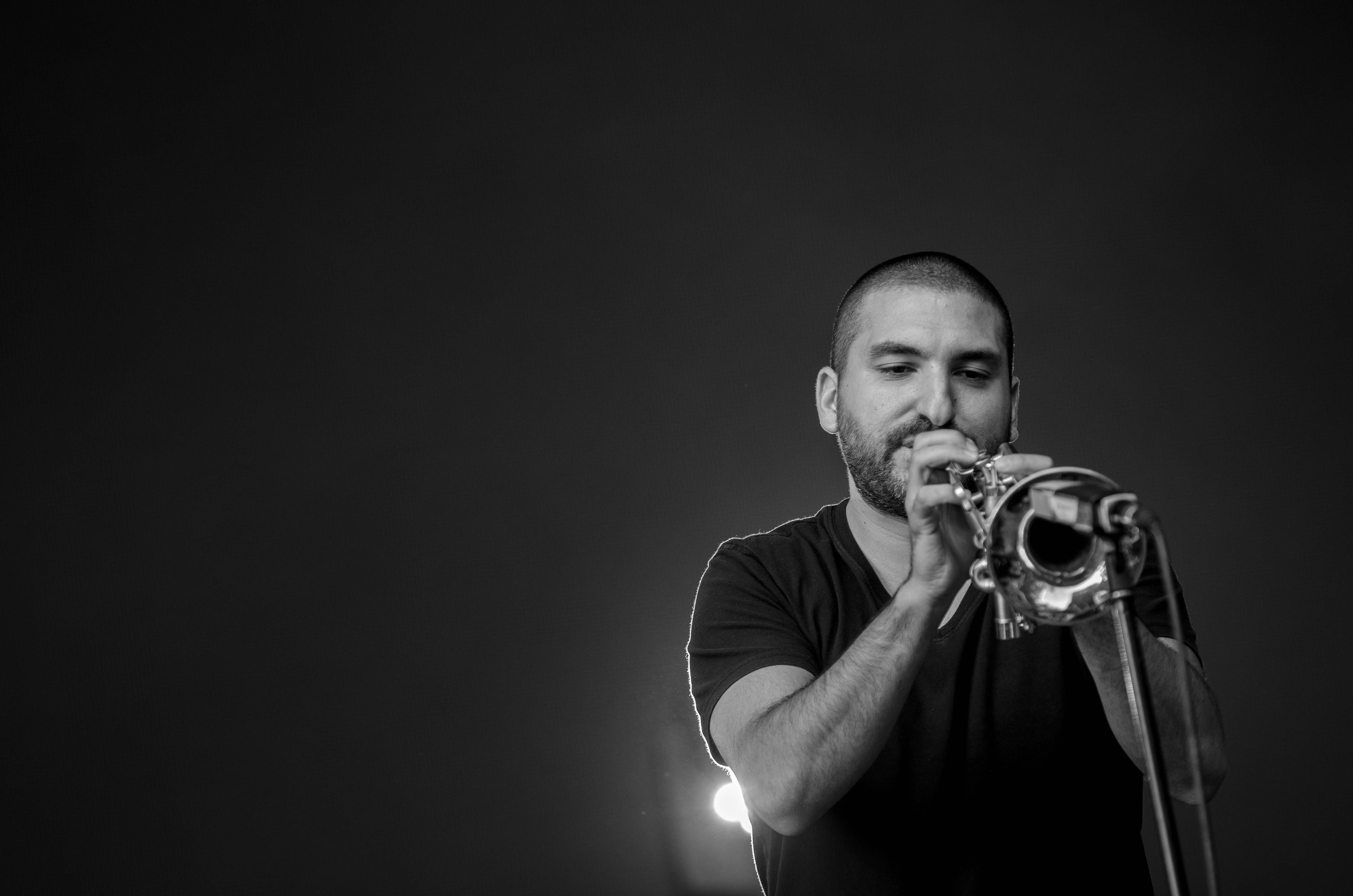 black-and-white, brass, portrait, performance, males, musical instrument, man, performer, 4K, adult, studio shot, black background, music, front view, HD Wallpaper