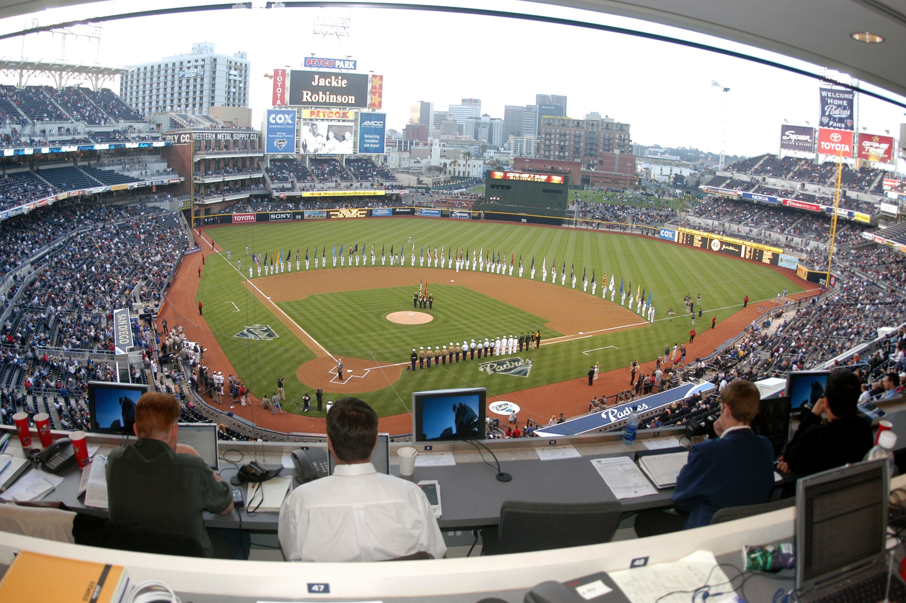 looking, field, sport, rear view, men, real people, incidental people, Fans, teams, large group of people, texas, group of people, Stadium, Baseball, day, HD Wallpaper