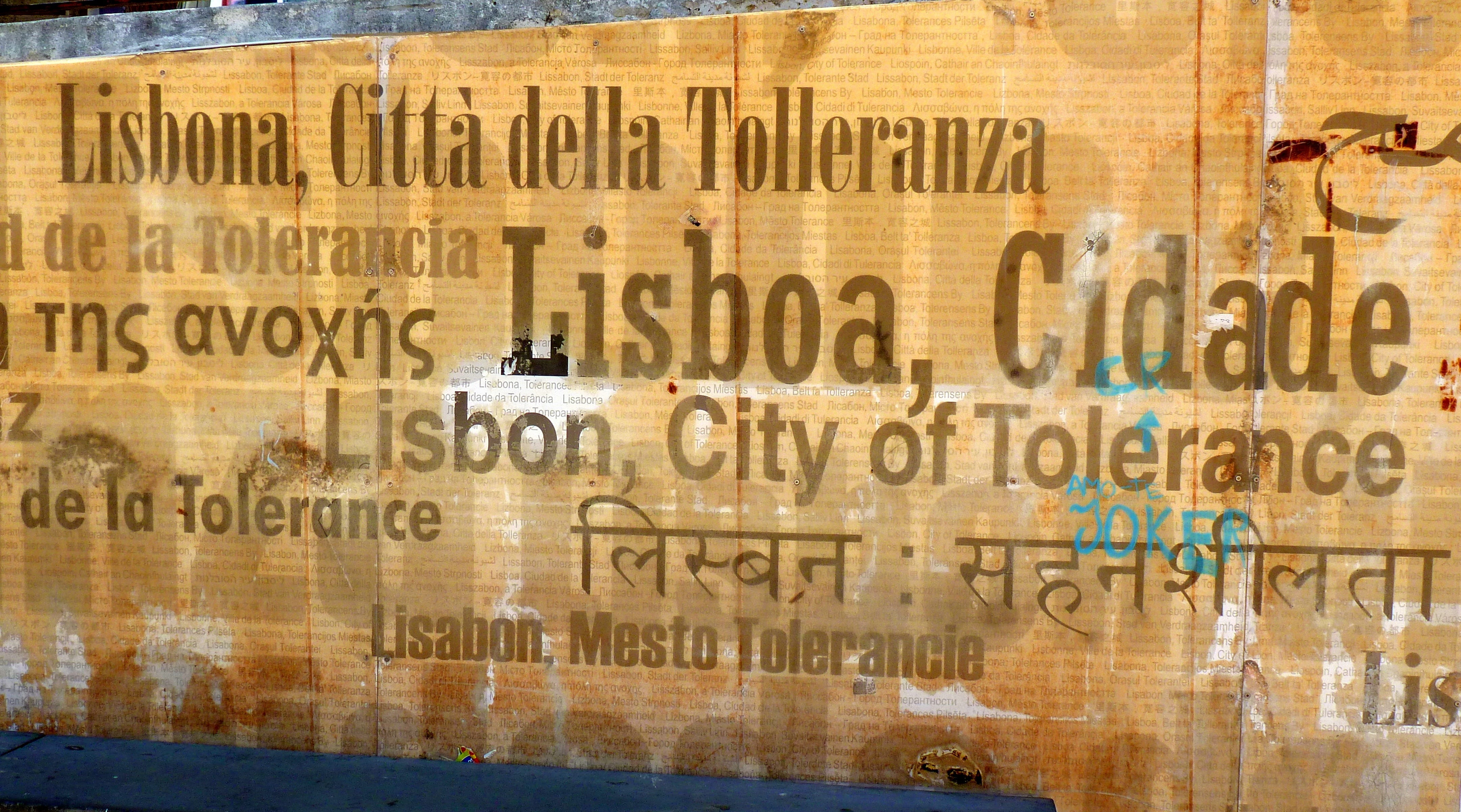 city of tolerance, water, day, art and craft, indoors, communication, lisbon, finance, sport, western script, business, variation, no people, text, full frame, HD Wallpaper
